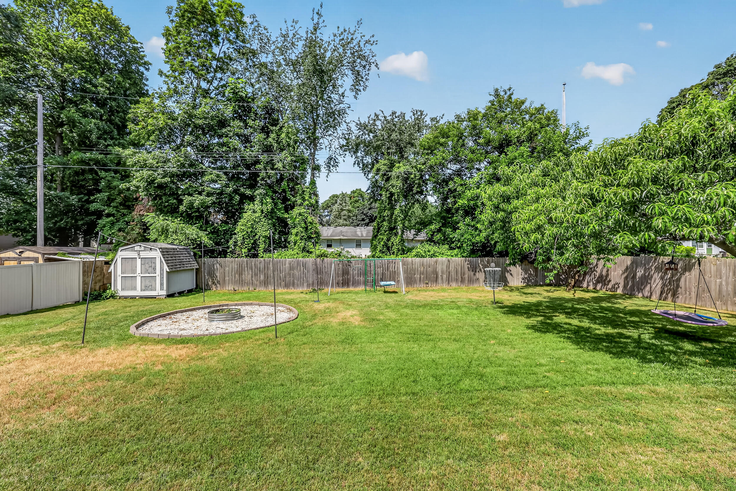 338 N Jefferson Street Zeeland MI 49464