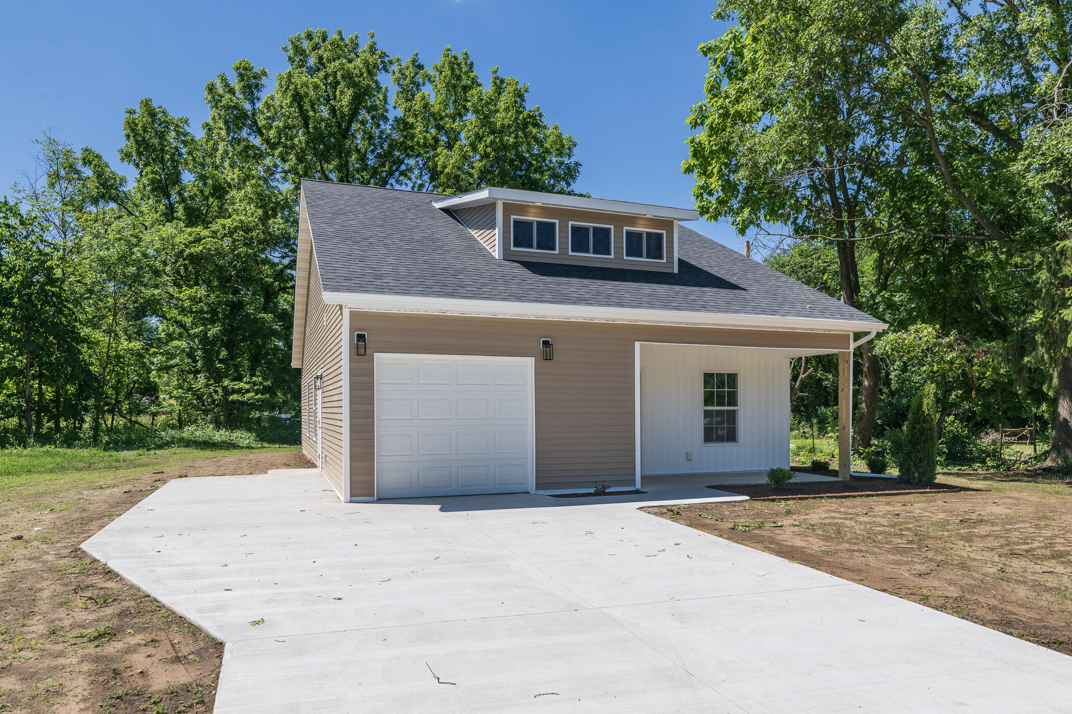 109 Miller Street Dowagiac MI 49047