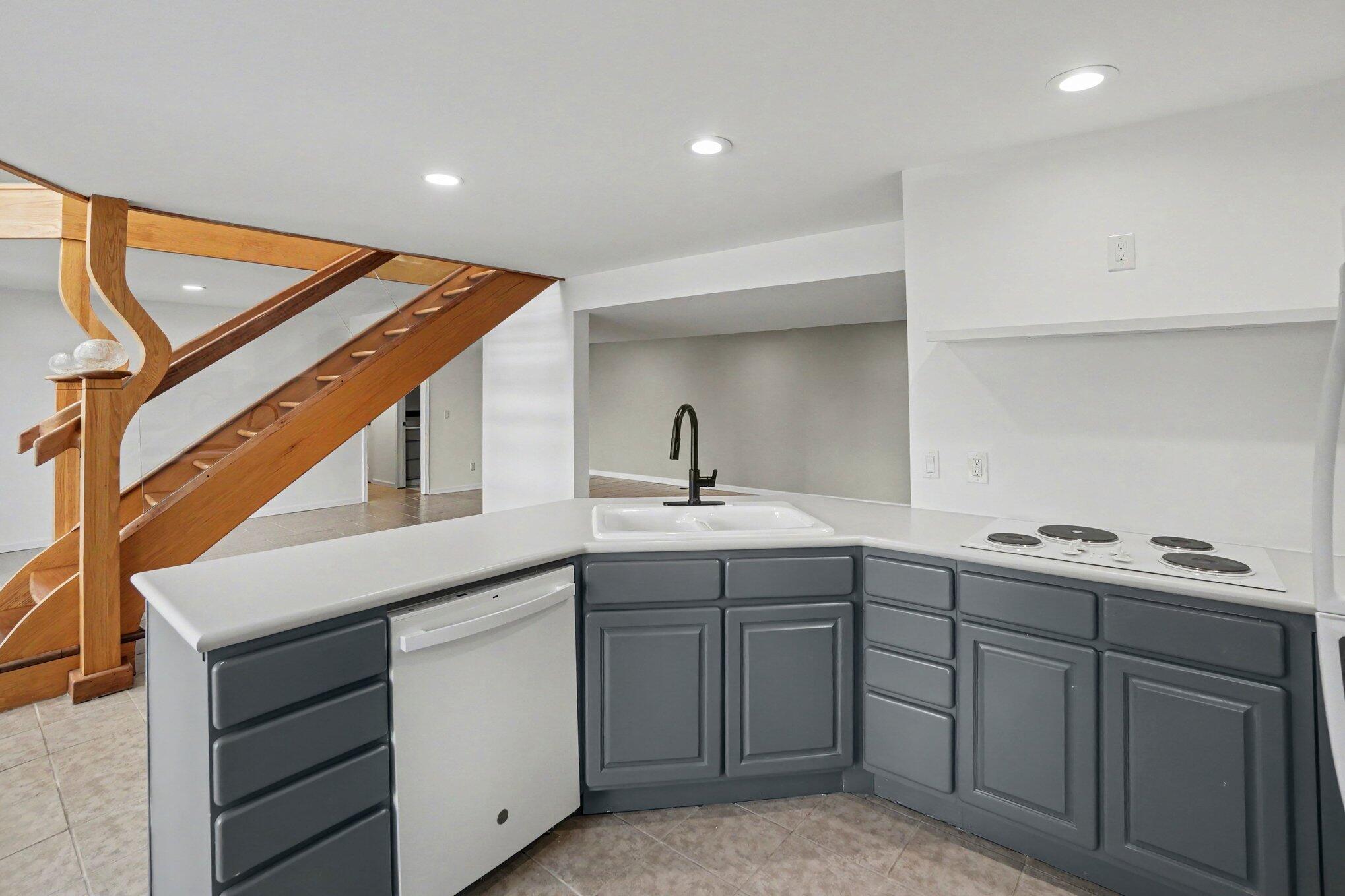 760 Bridgeview Bay Lane Muskegon MI 49441