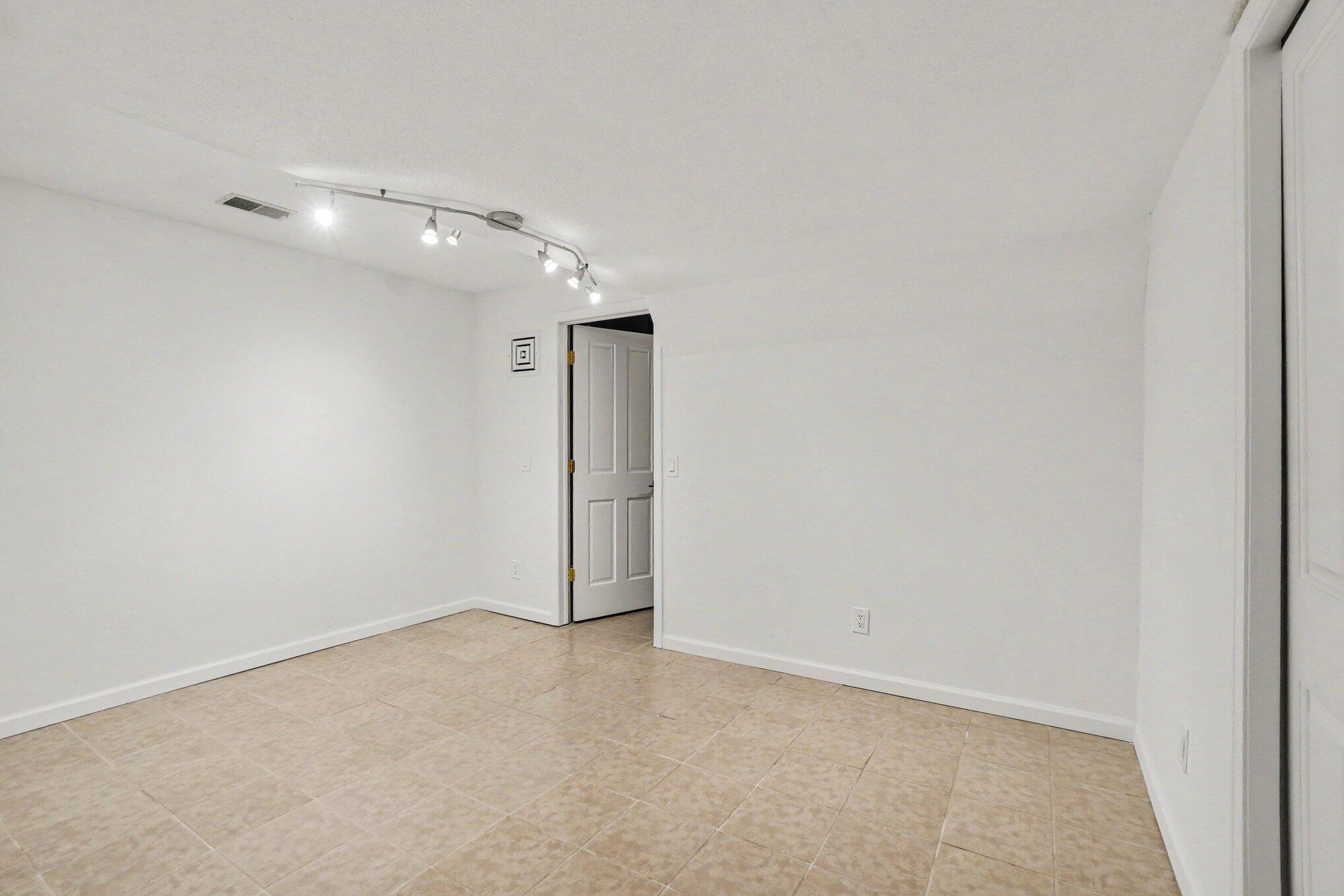 760 Bridgeview Bay Lane Muskegon MI 49441