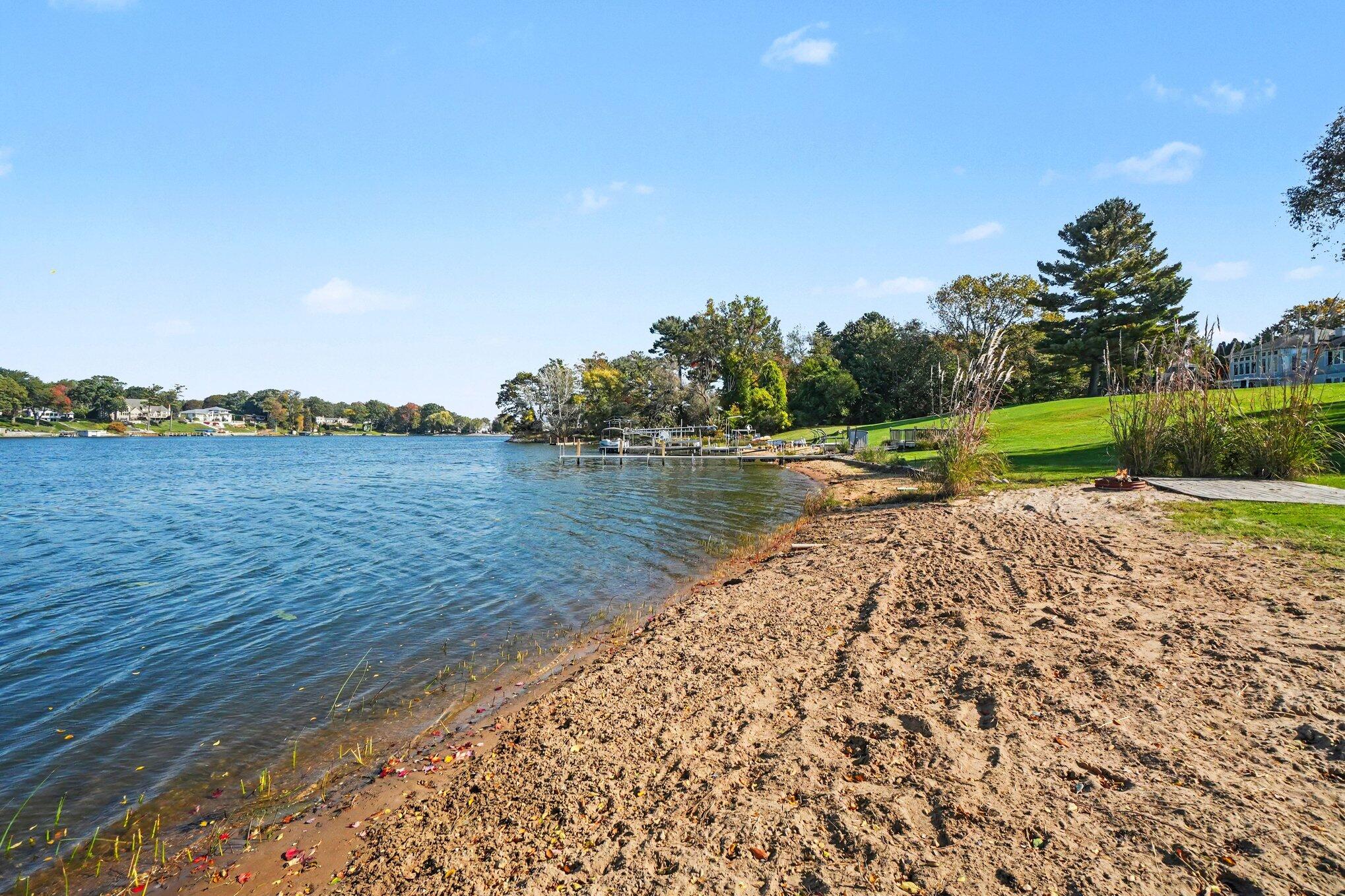 760 Bridgeview Bay Lane Muskegon MI 49441
