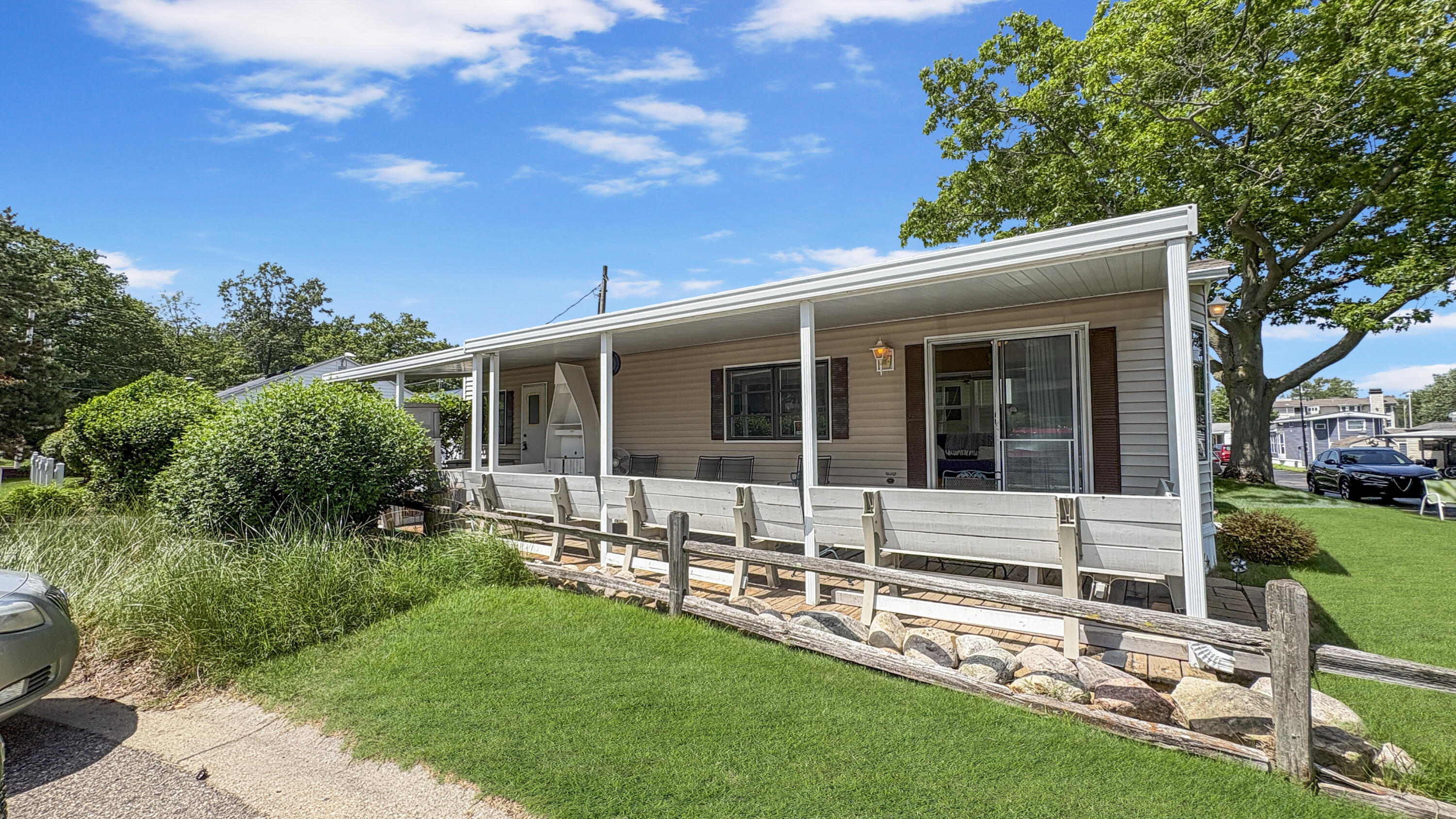 2250 Ottawa Beach Road Holland MI 49424