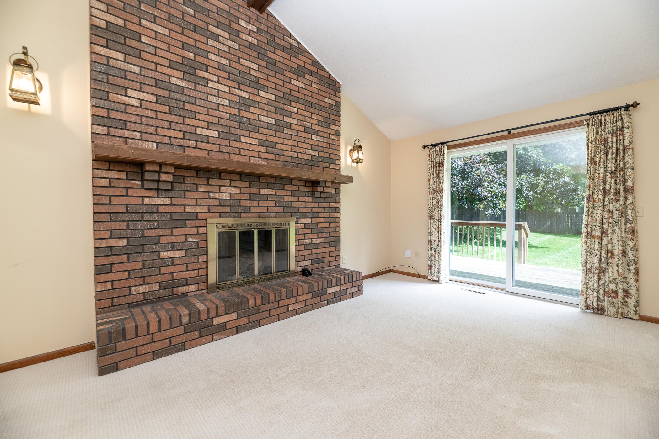 6124 Old Log Trail Kalamazoo MI 49009