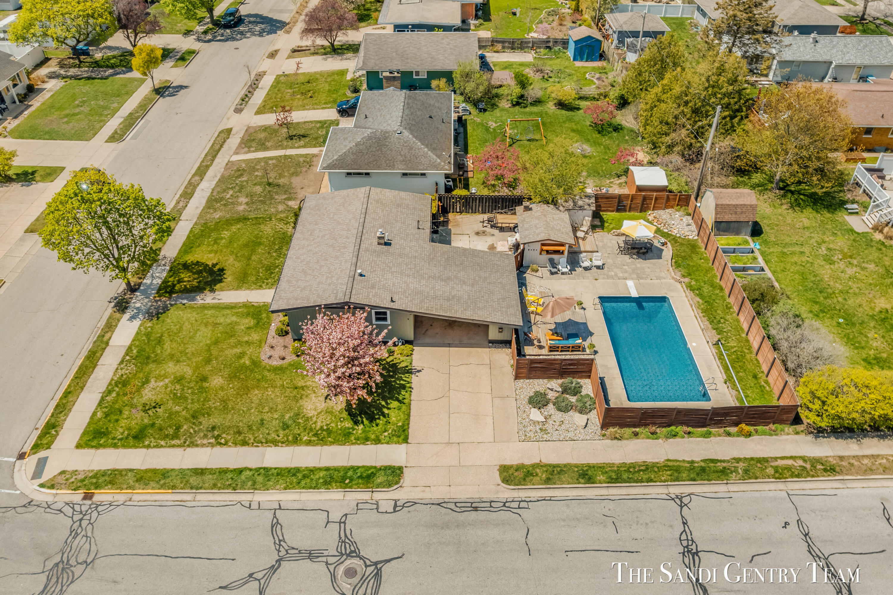529 Arlington Avenue Grand Haven MI 49417
