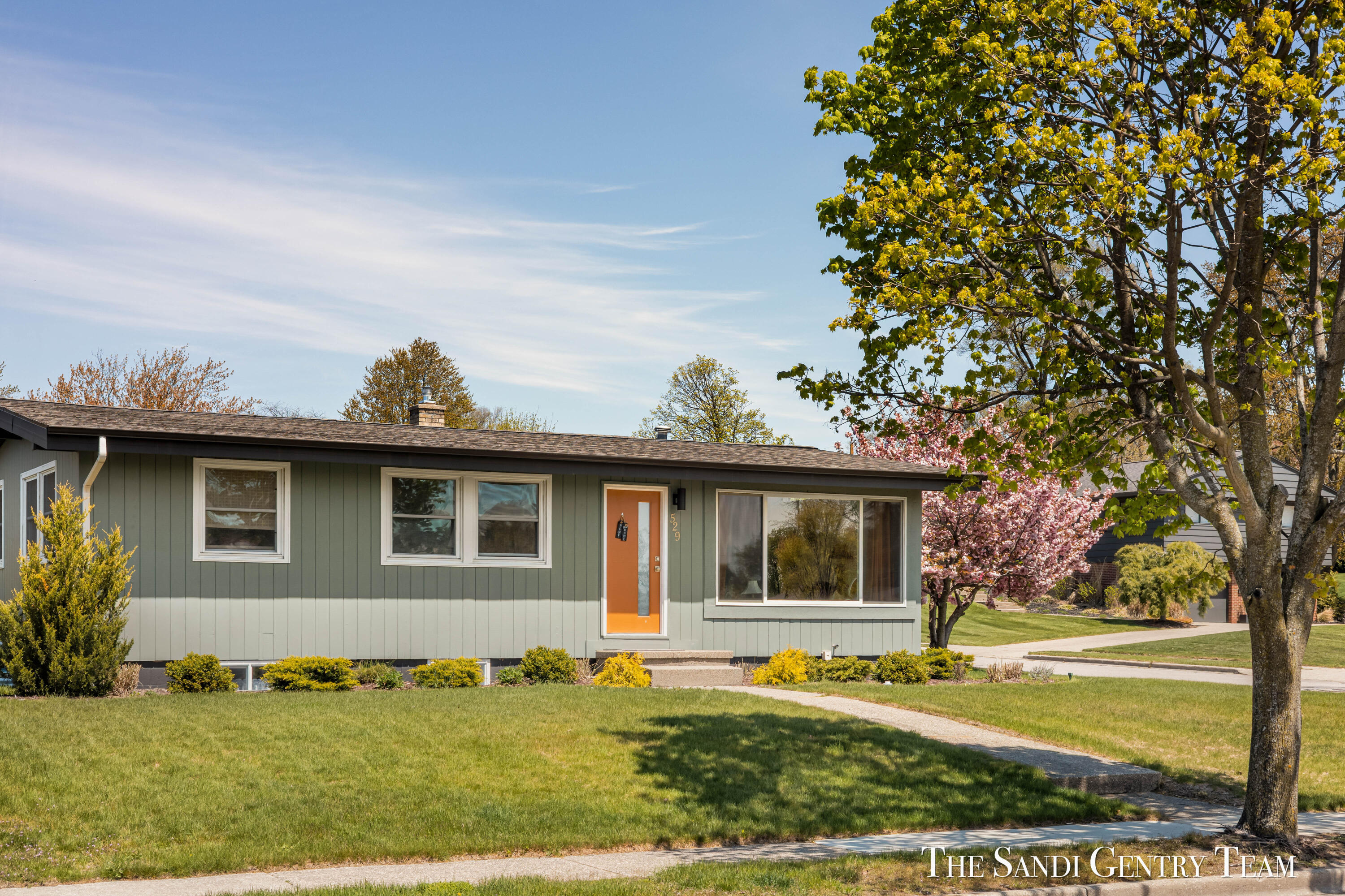 529 Arlington Avenue Grand Haven MI 49417