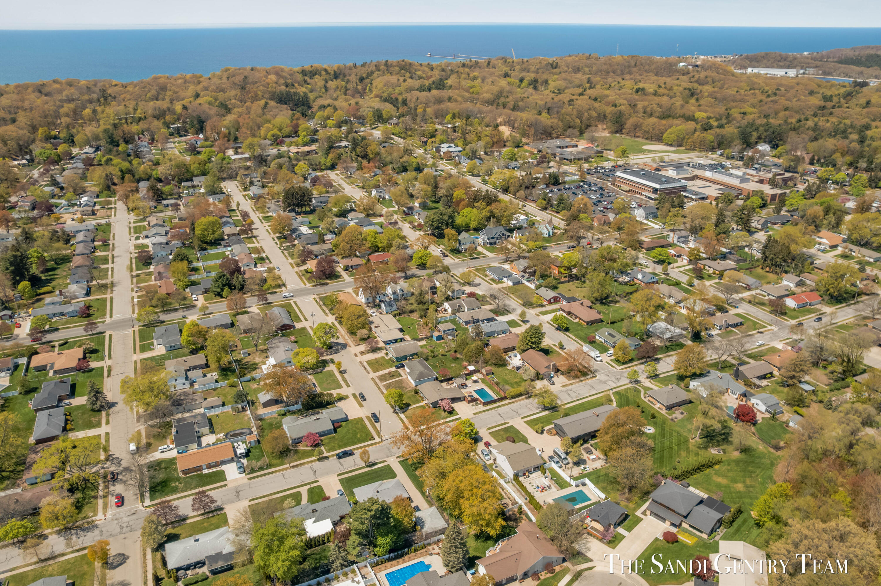 529 Arlington Avenue Grand Haven MI 49417