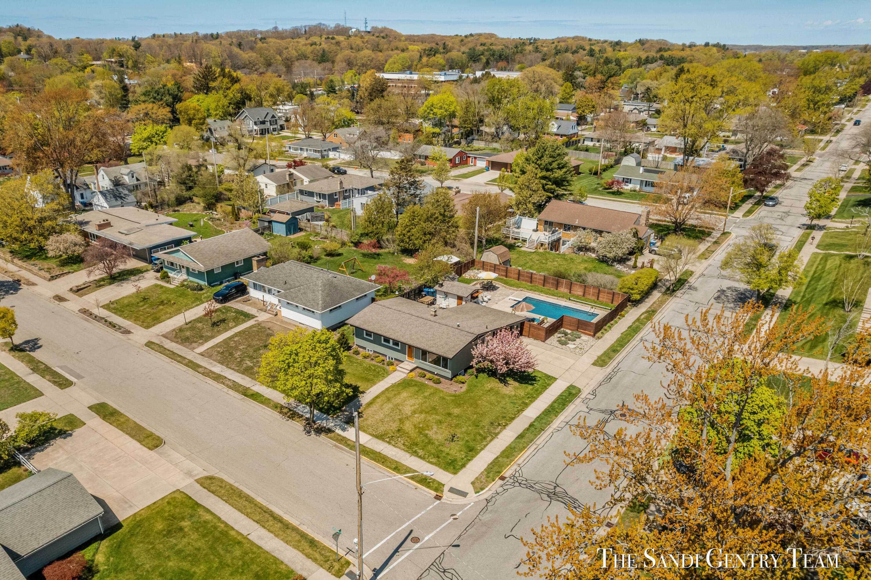 529 Arlington Avenue Grand Haven MI 49417