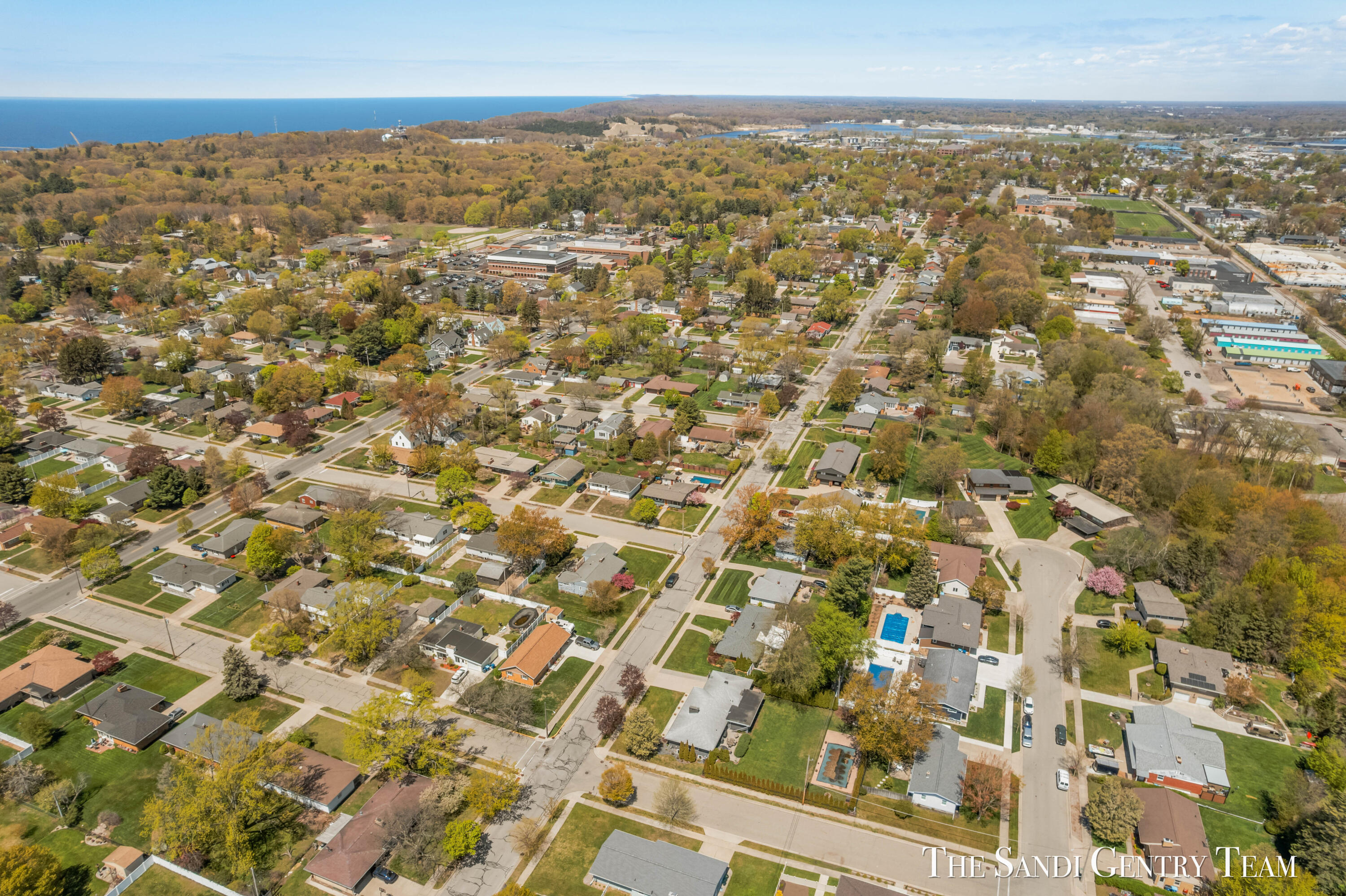 529 Arlington Avenue Grand Haven MI 49417