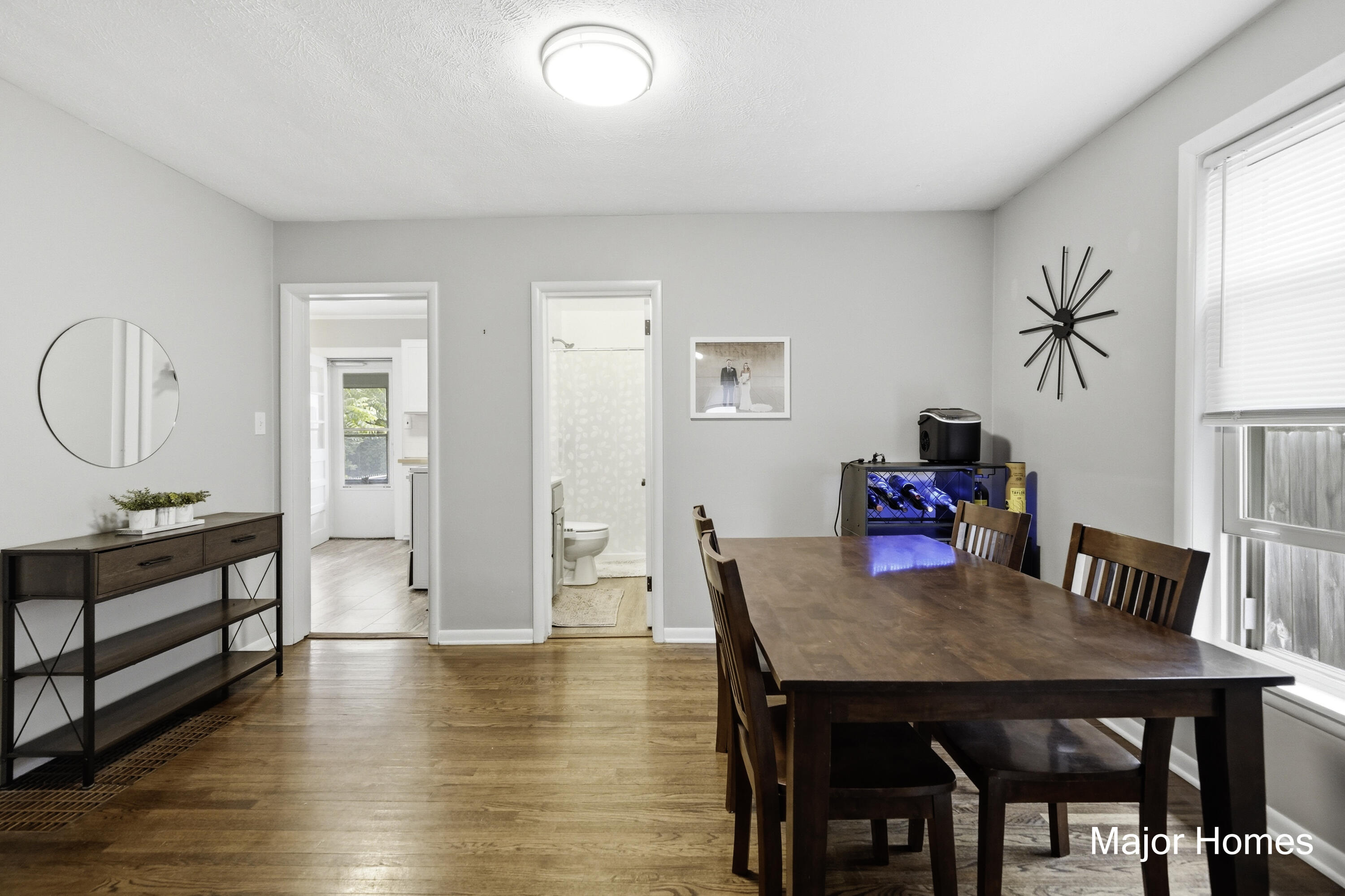 839 Crescent Street NE Grand Rapids MI 49503