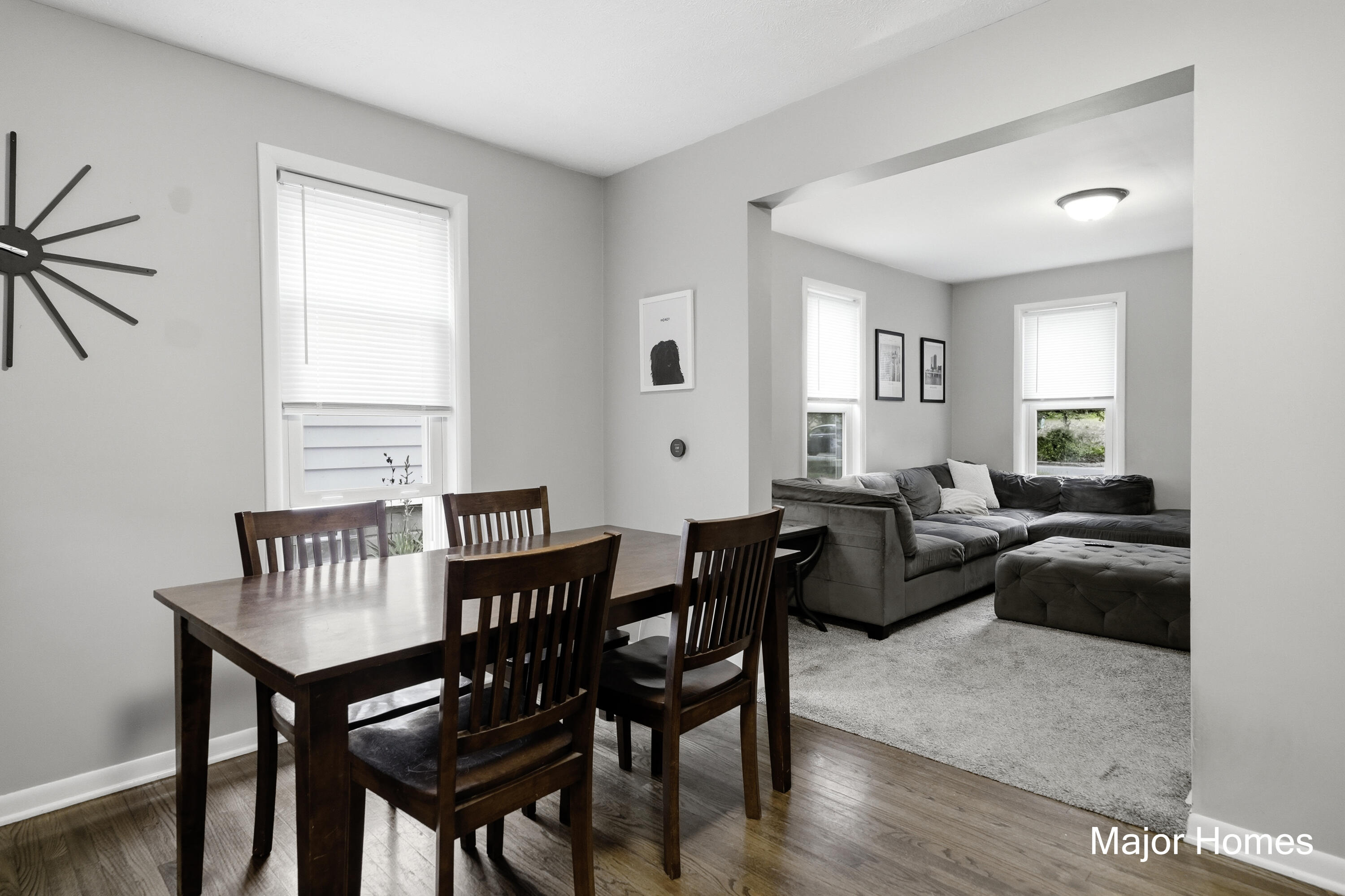839 Crescent Street NE Grand Rapids MI 49503