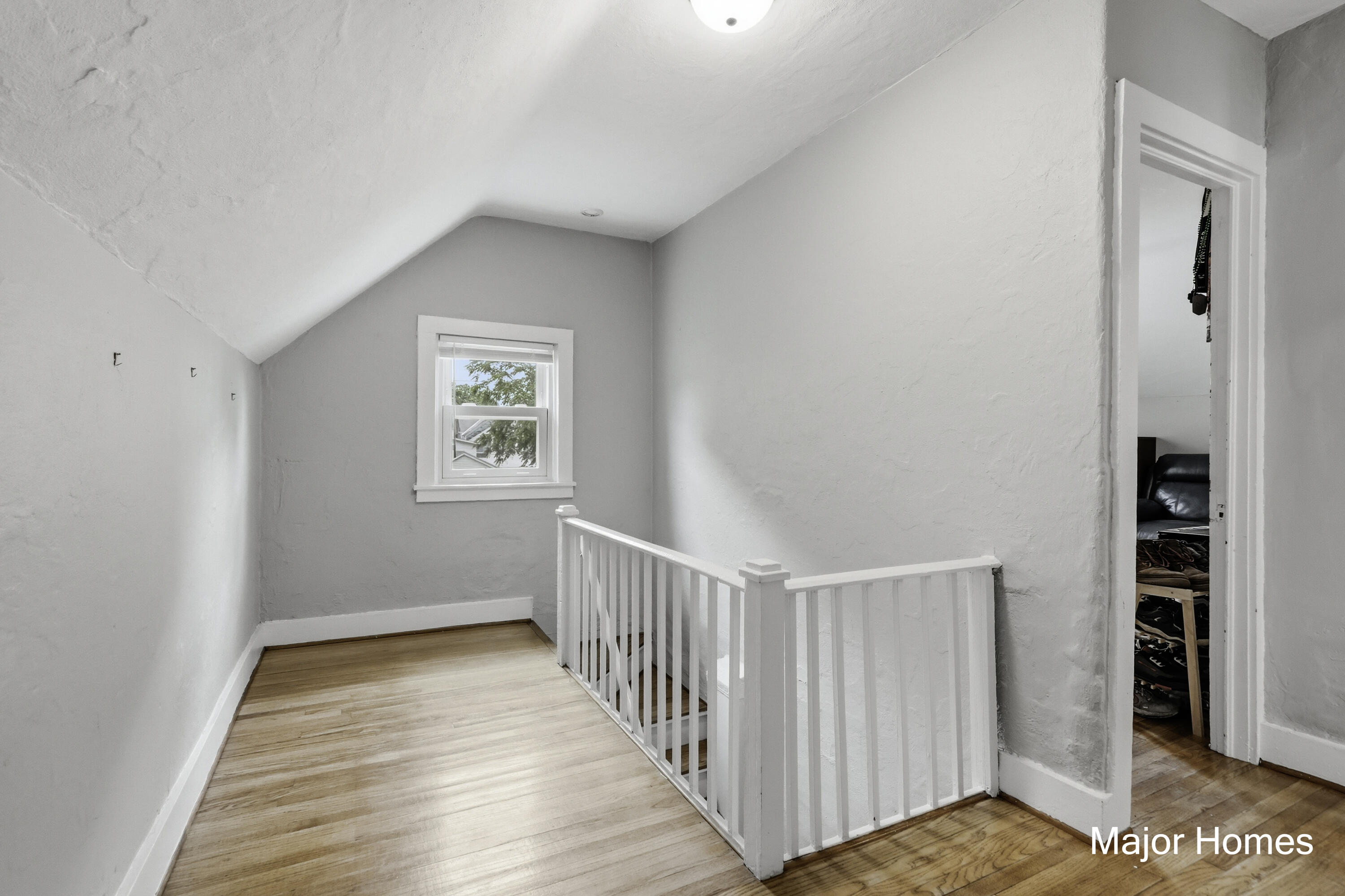 839 Crescent Street NE Grand Rapids MI 49503