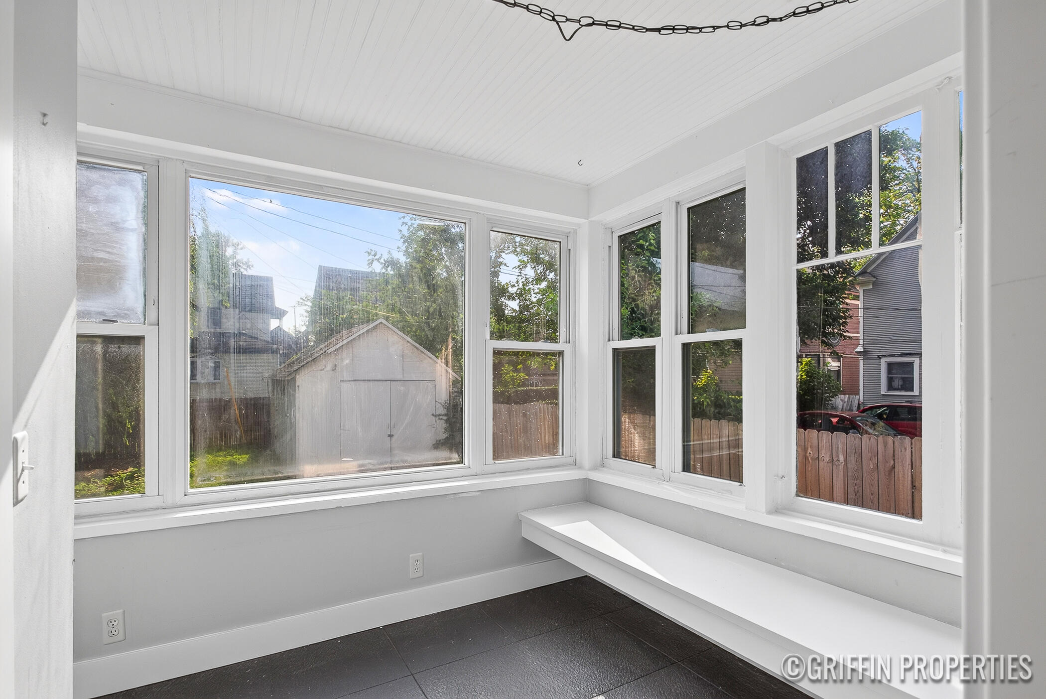 360 Carlton Avenue SE Grand Rapids MI 49506