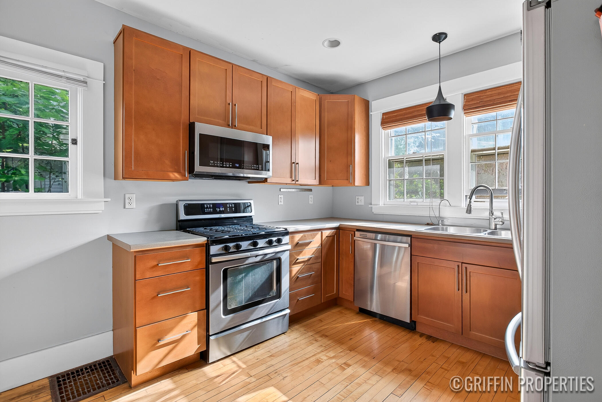 360 Carlton Avenue SE Grand Rapids MI 49506