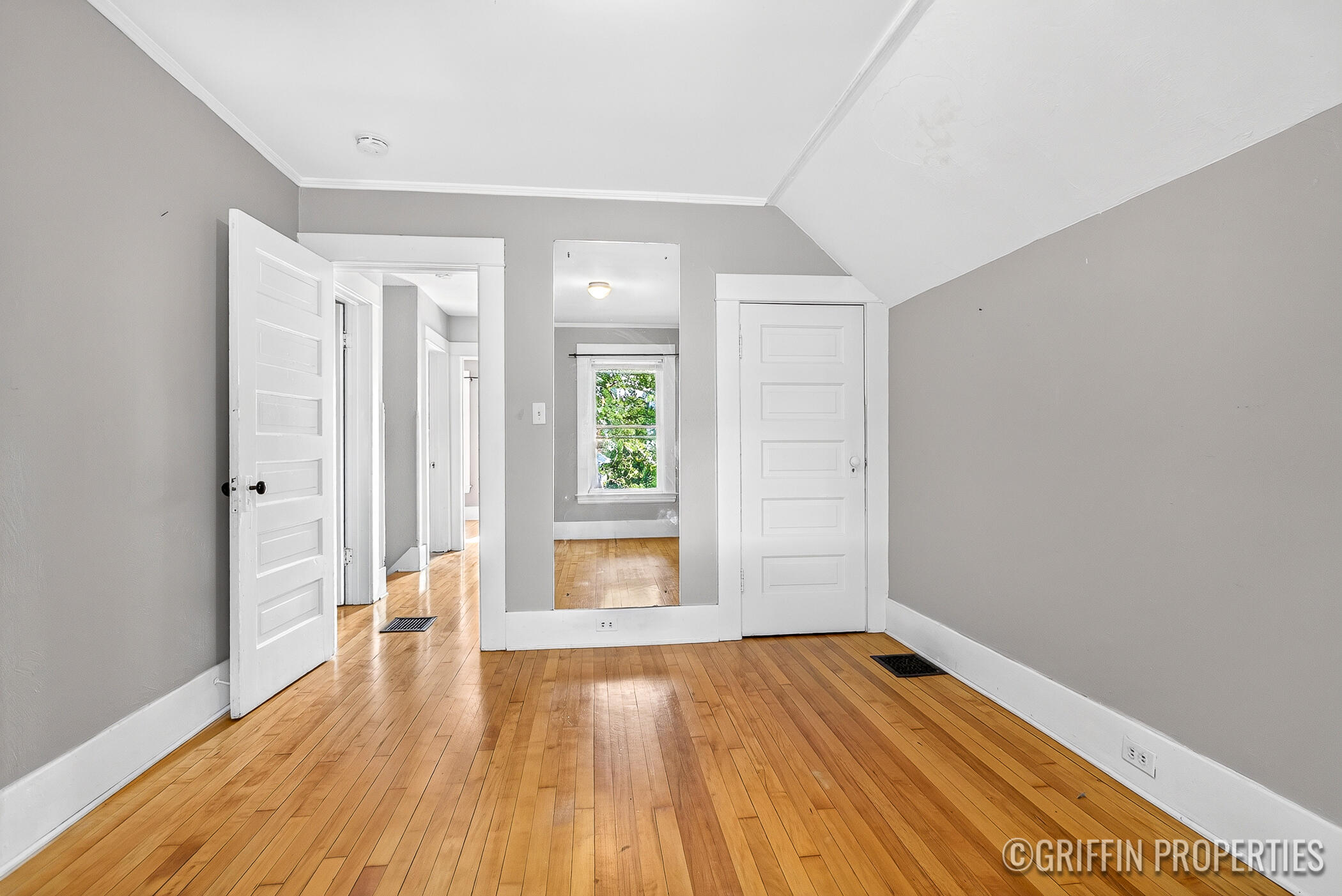 360 Carlton Avenue SE Grand Rapids MI 49506