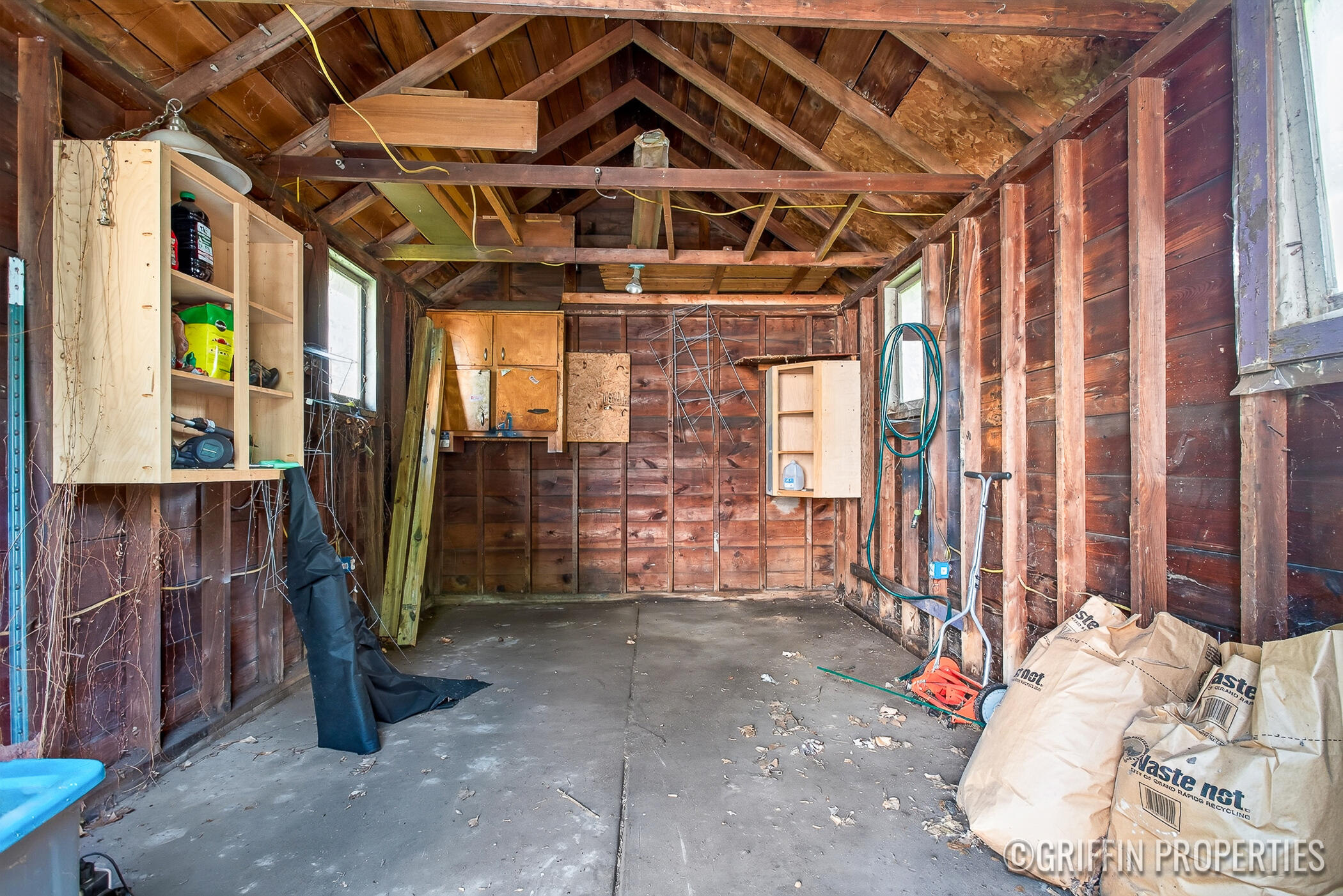 360 Carlton Avenue SE Grand Rapids MI 49506