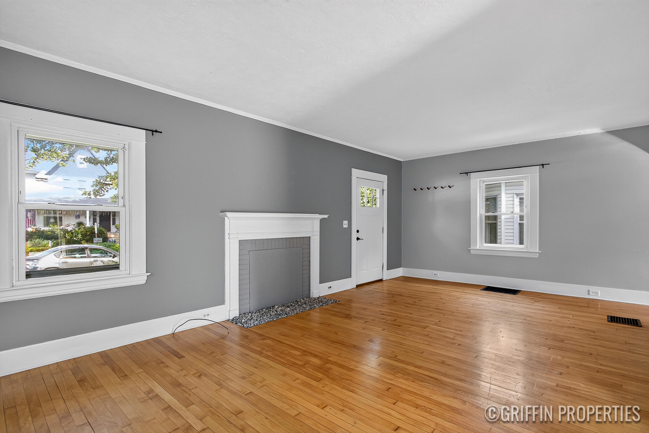 360 Carlton Avenue SE Grand Rapids MI 49506
