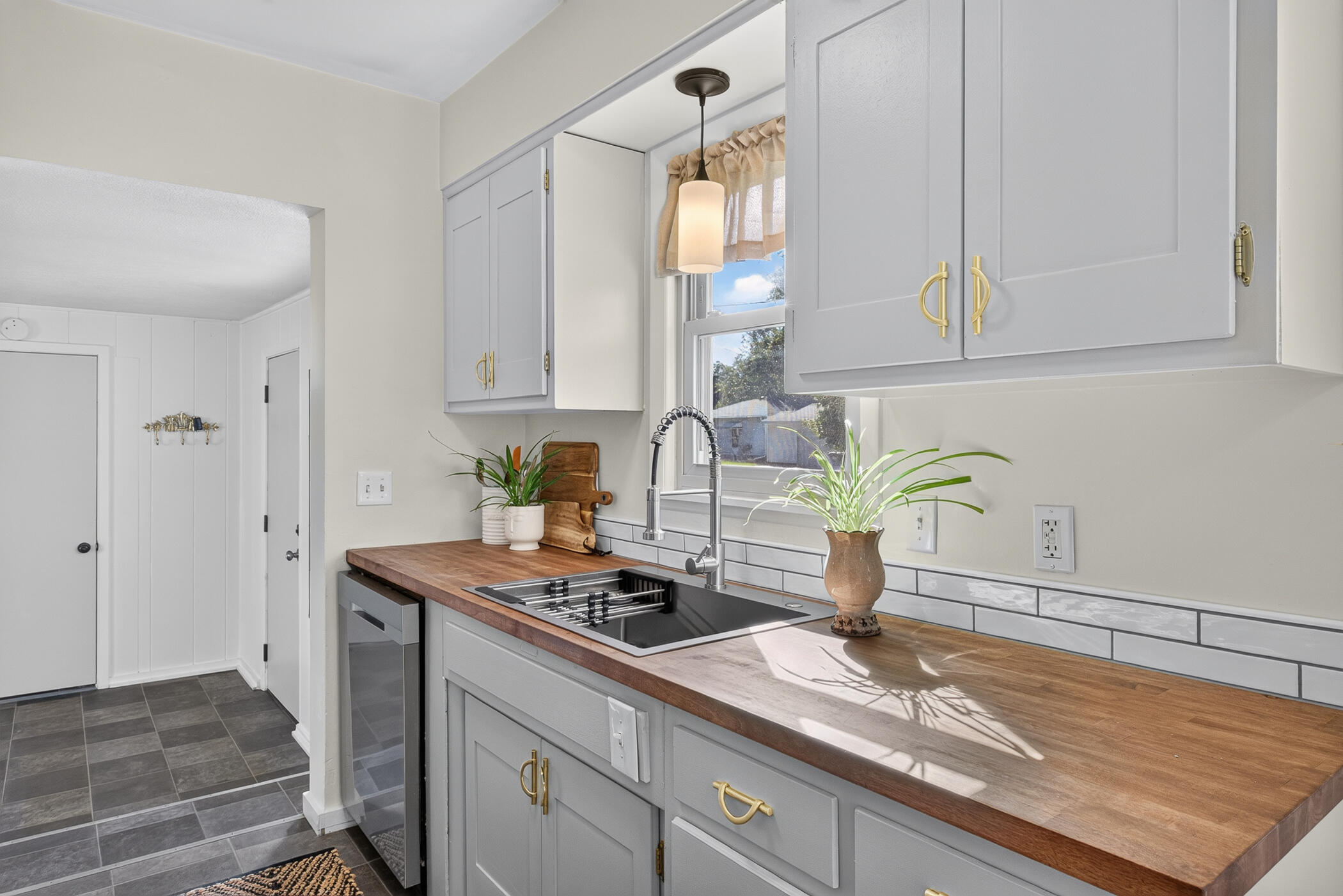 1837 Providence Street NE Grand Rapids MI 49525