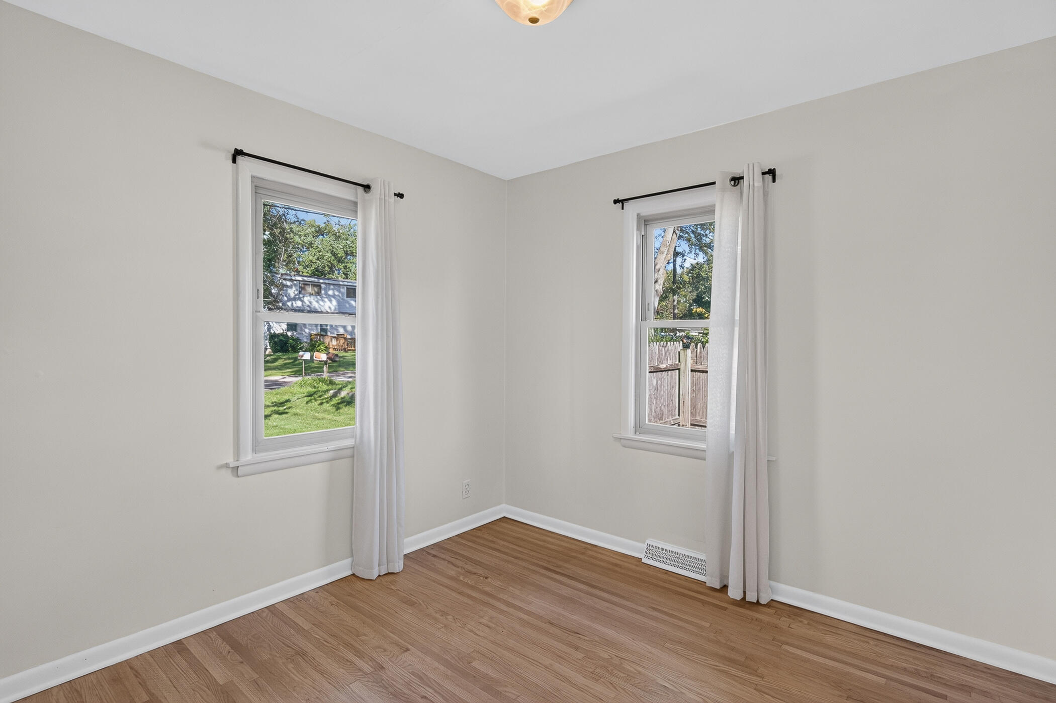 1837 Providence Street NE Grand Rapids MI 49525