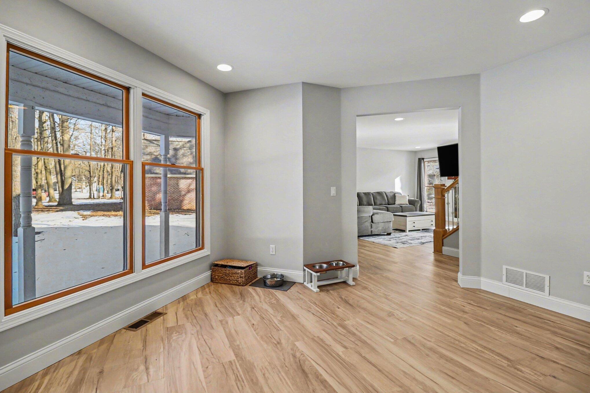 1854 Tall Oaks Drive W Ludington MI 49431