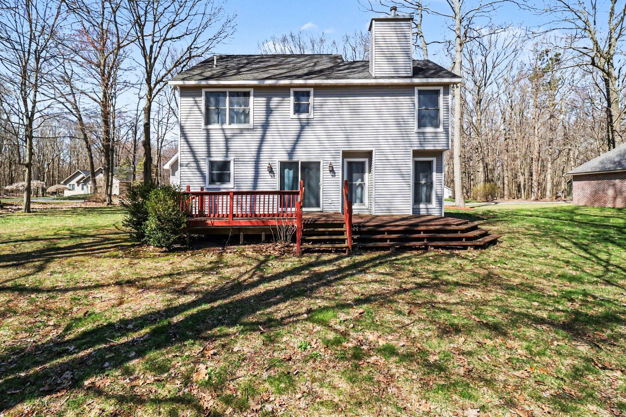 1854 Tall Oaks Drive W Ludington MI 49431