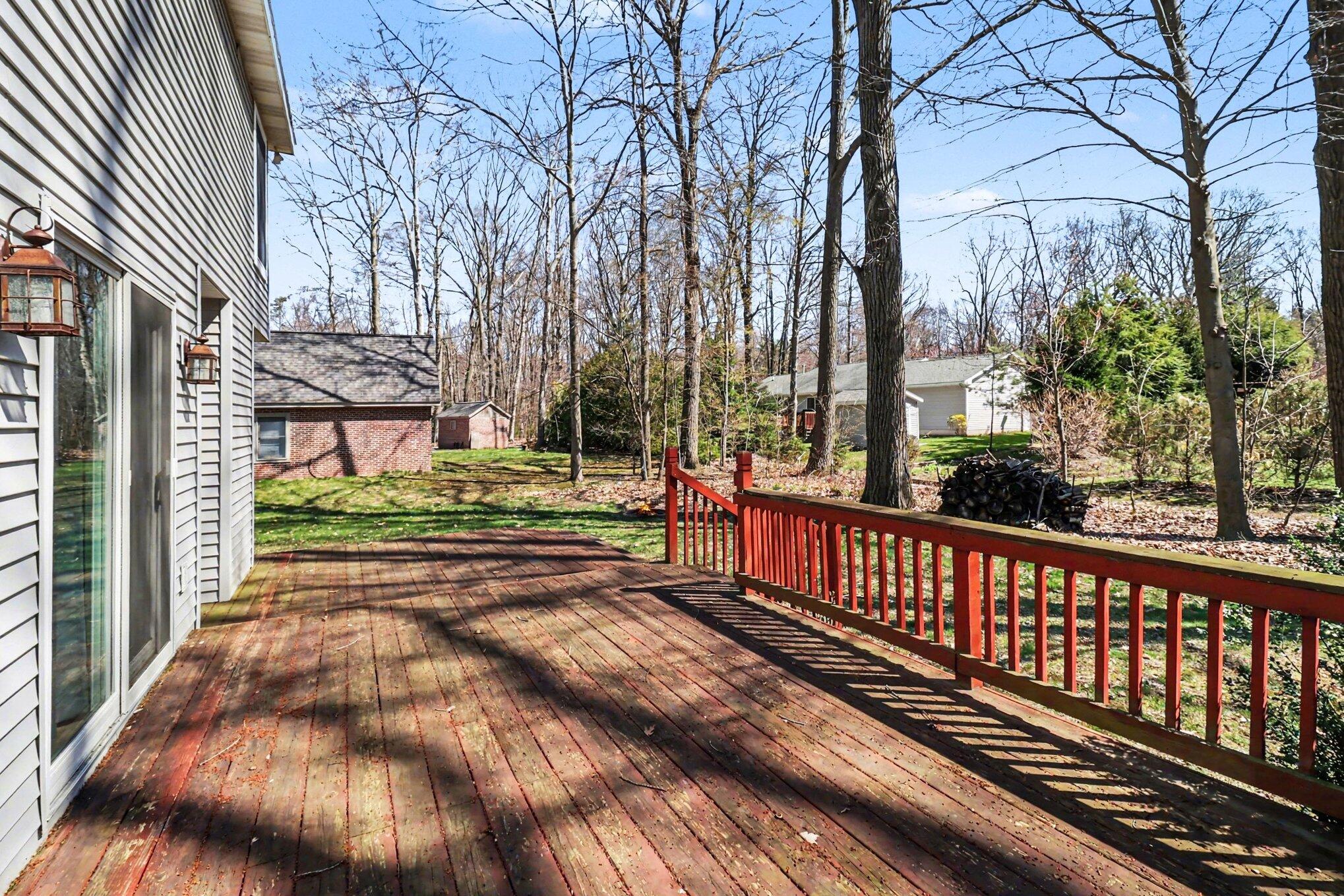 1854 Tall Oaks Drive W Ludington MI 49431