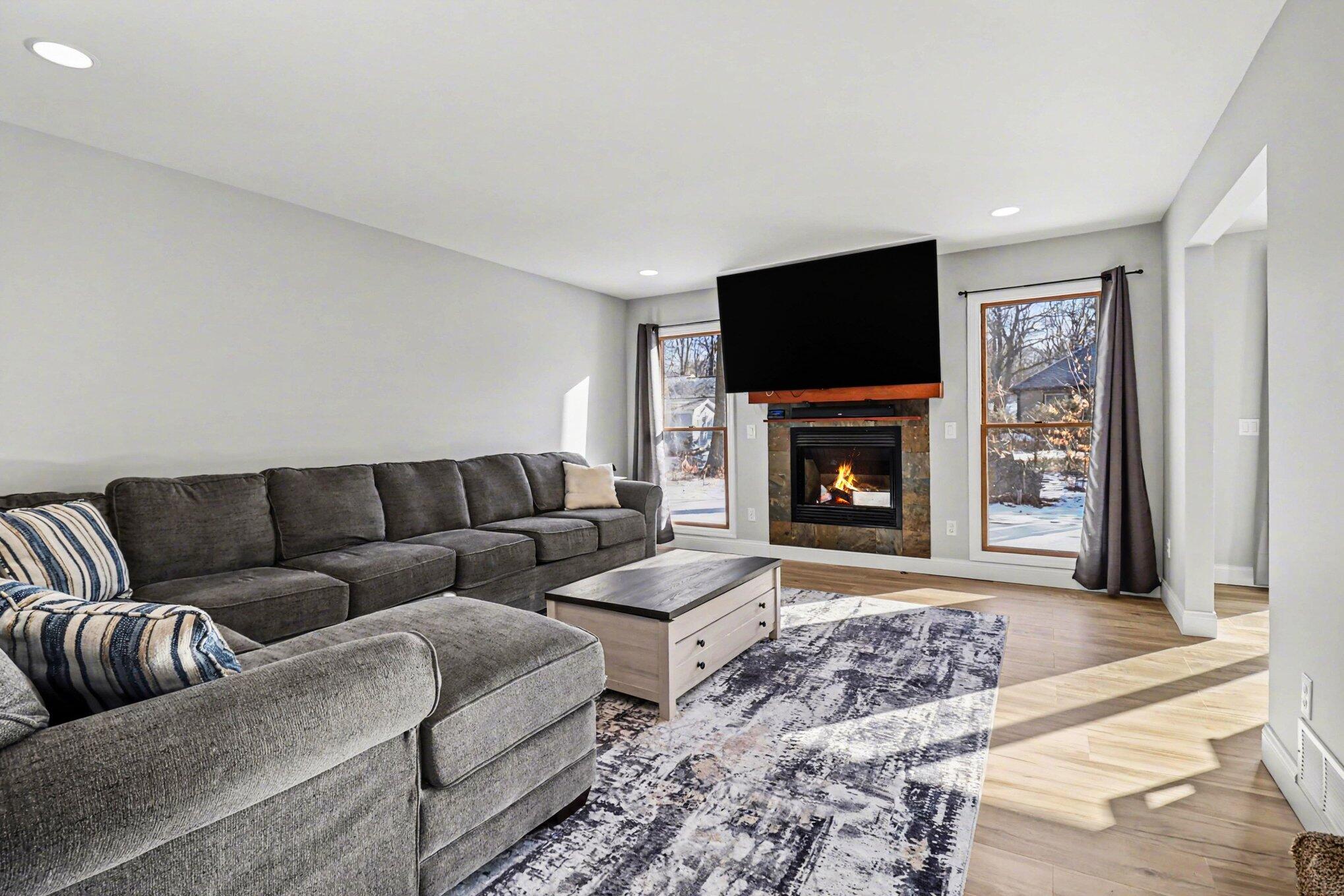 1854 Tall Oaks Drive W Ludington MI 49431