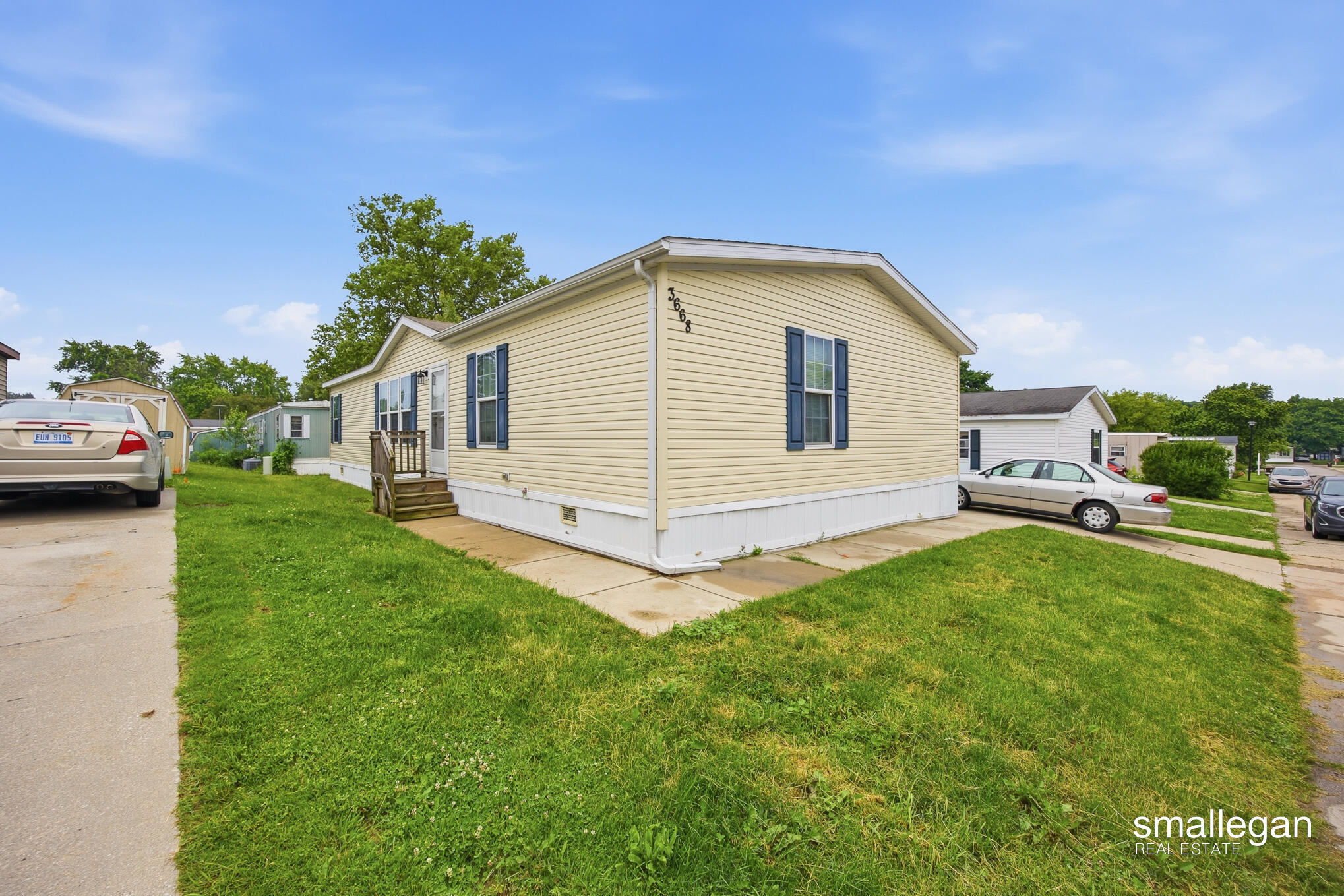 3668 Sun Valley Street NW Grand Rapids MI 49544