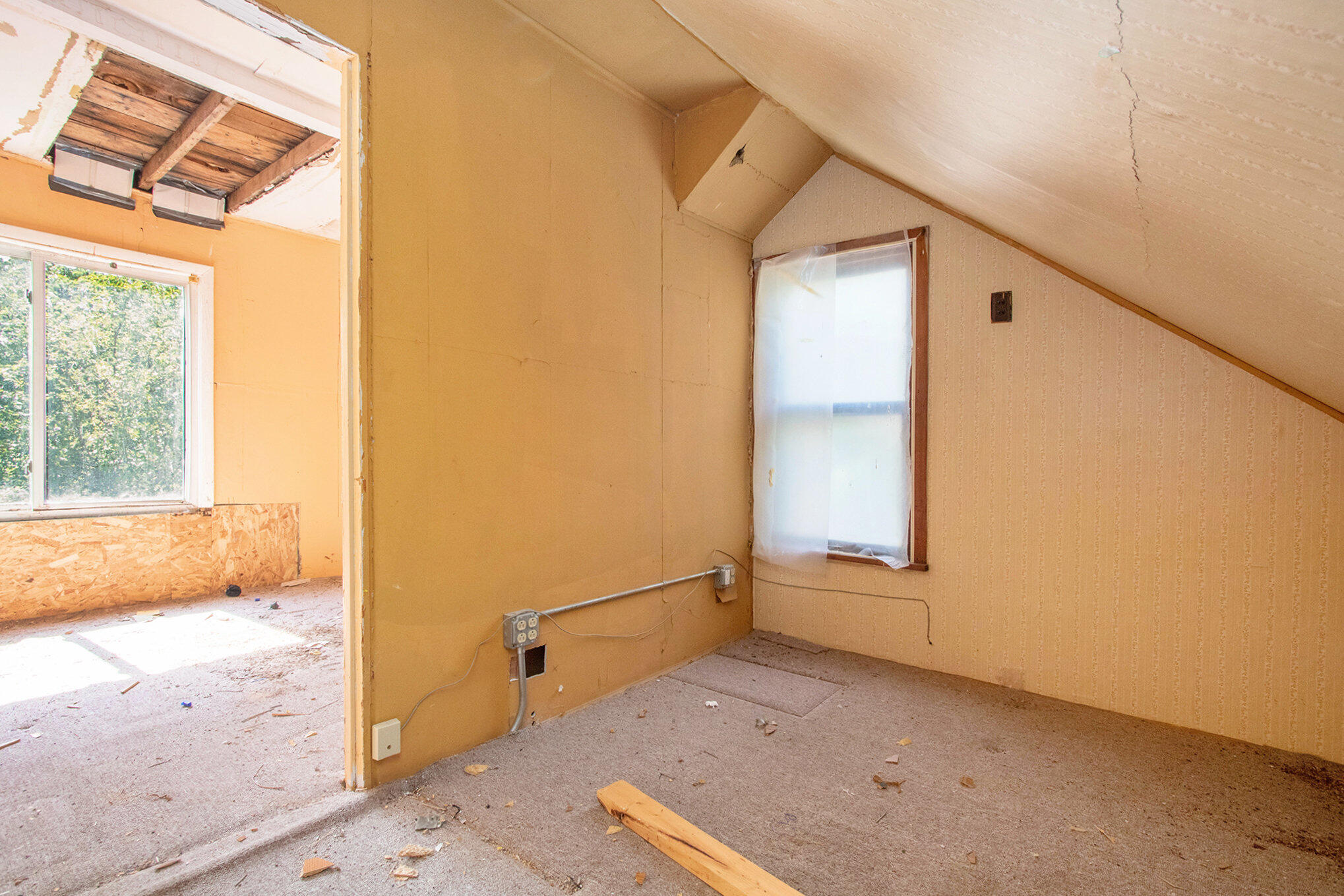 140 N Crystal Avenue Benton Harbor MI 49022