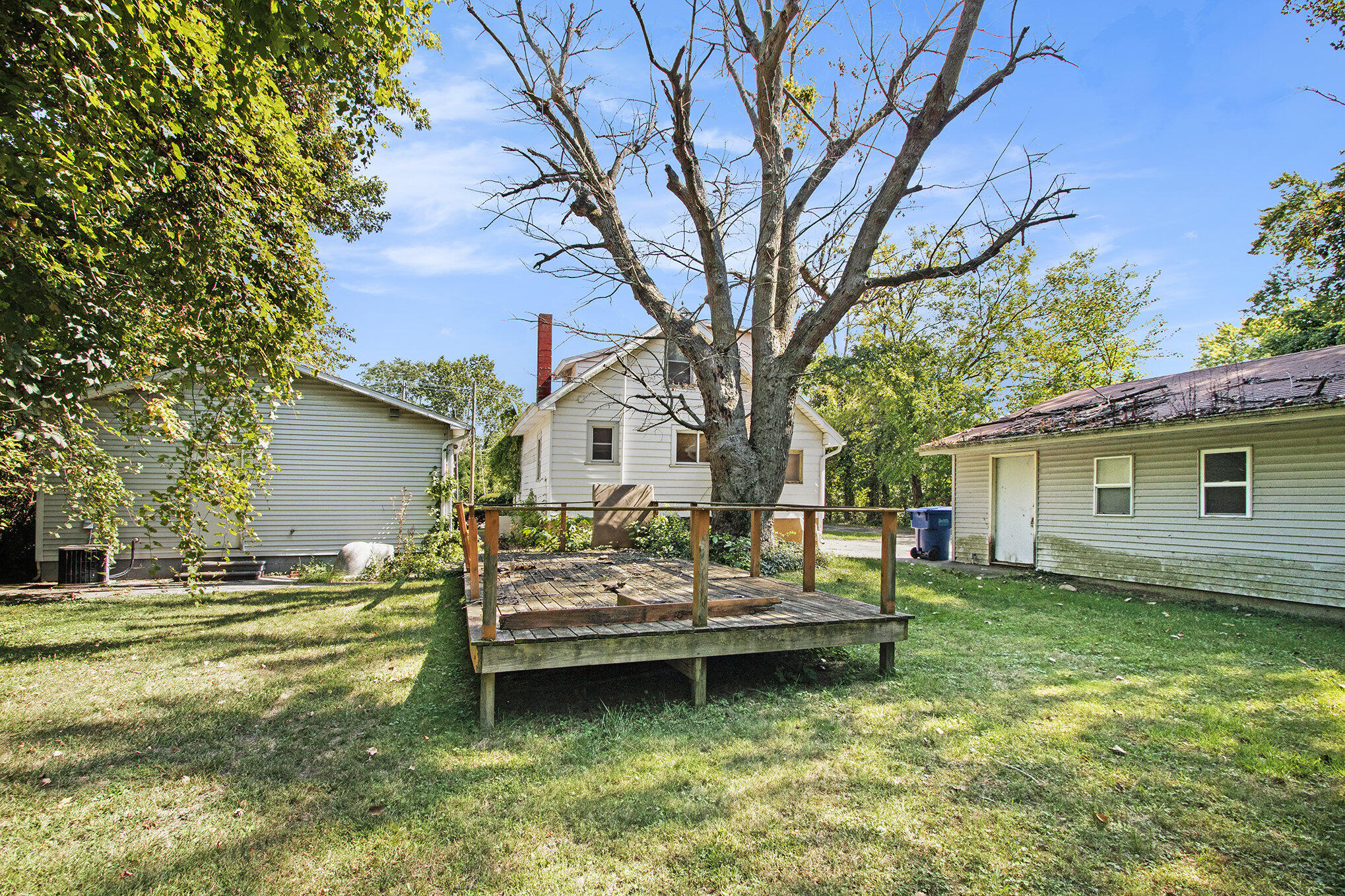 140 N Crystal Avenue Benton Harbor MI 49022