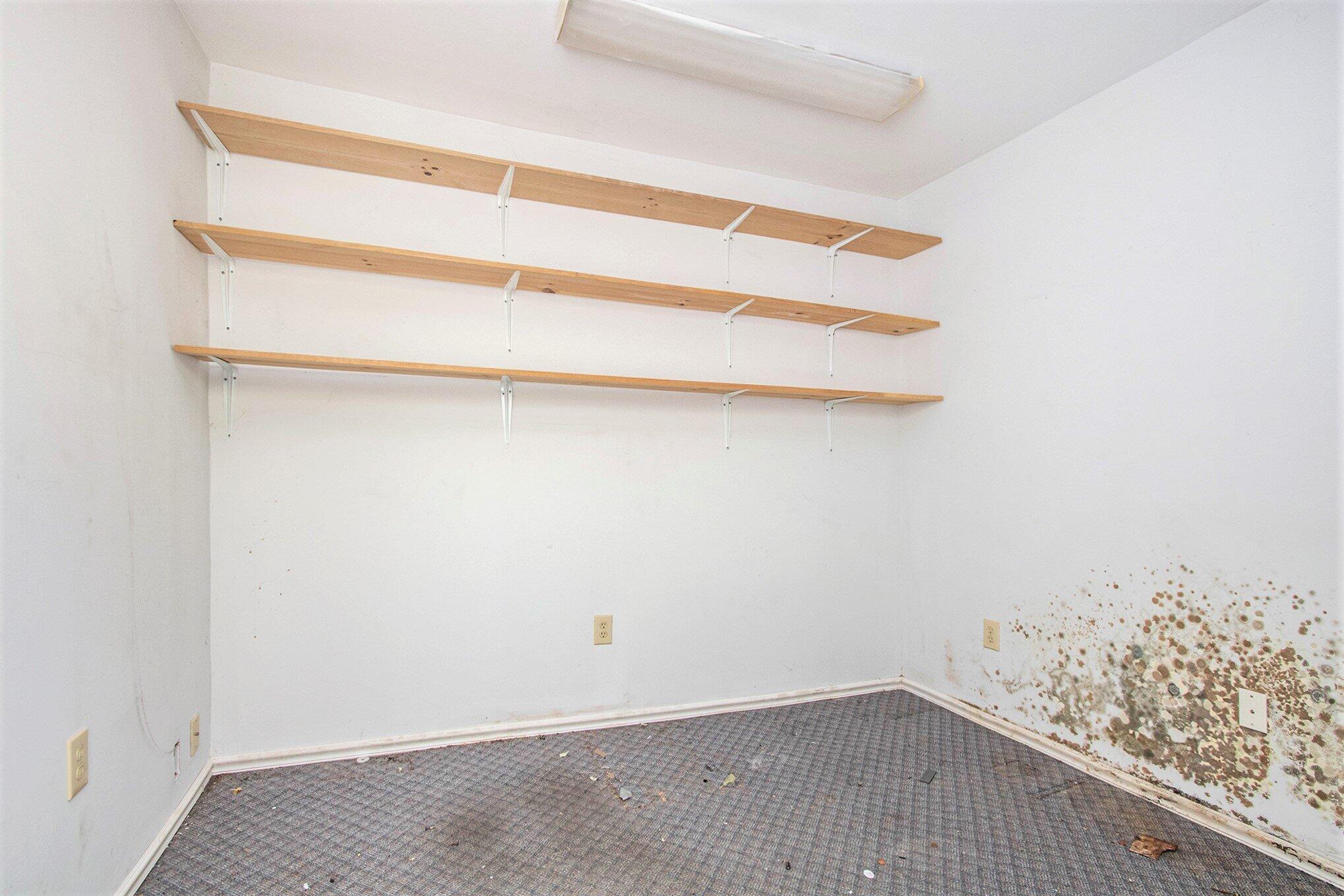 140 N Crystal Avenue Benton Harbor MI 49022