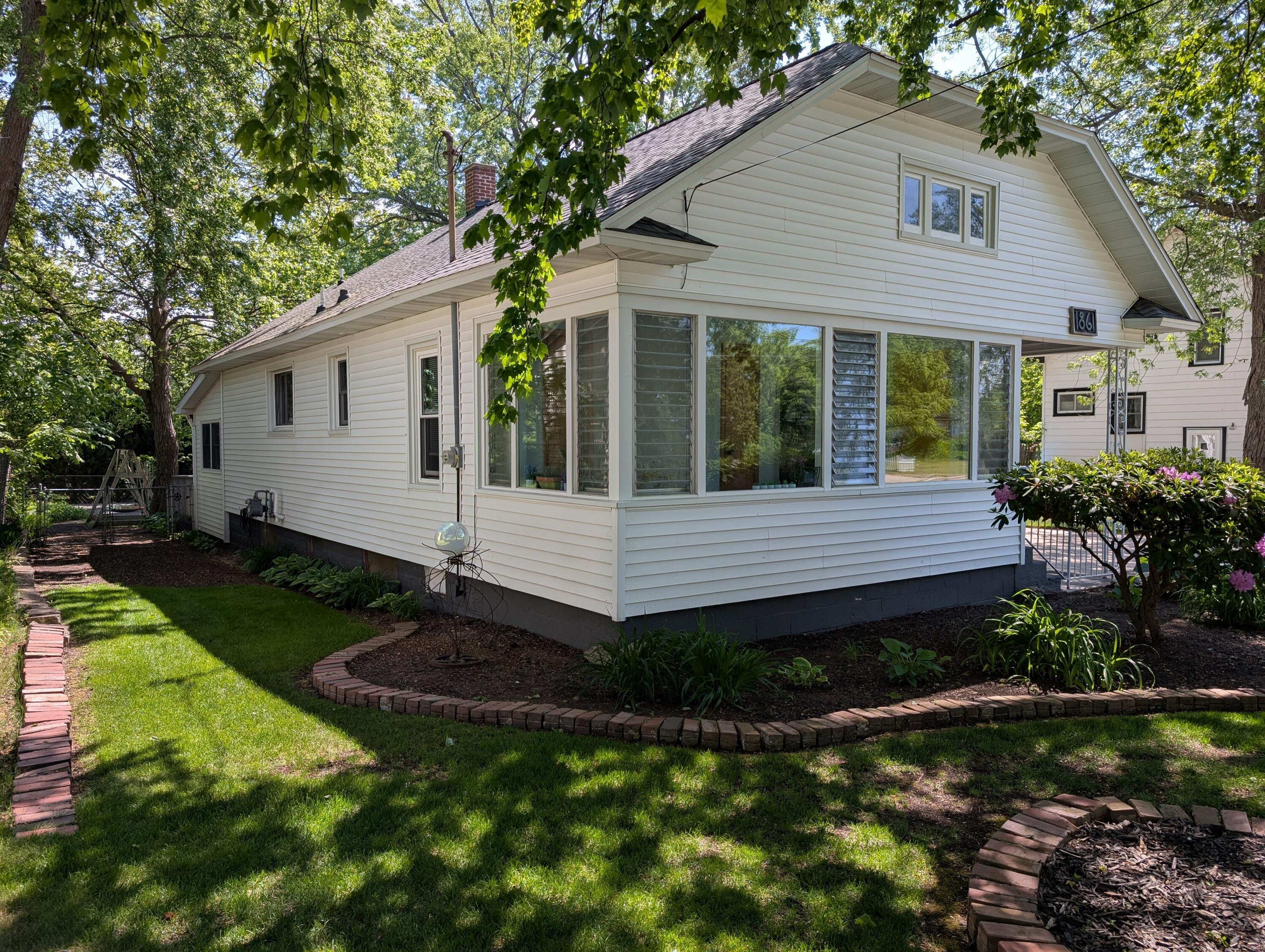 1861 Glen Avenue Muskegon MI 49441