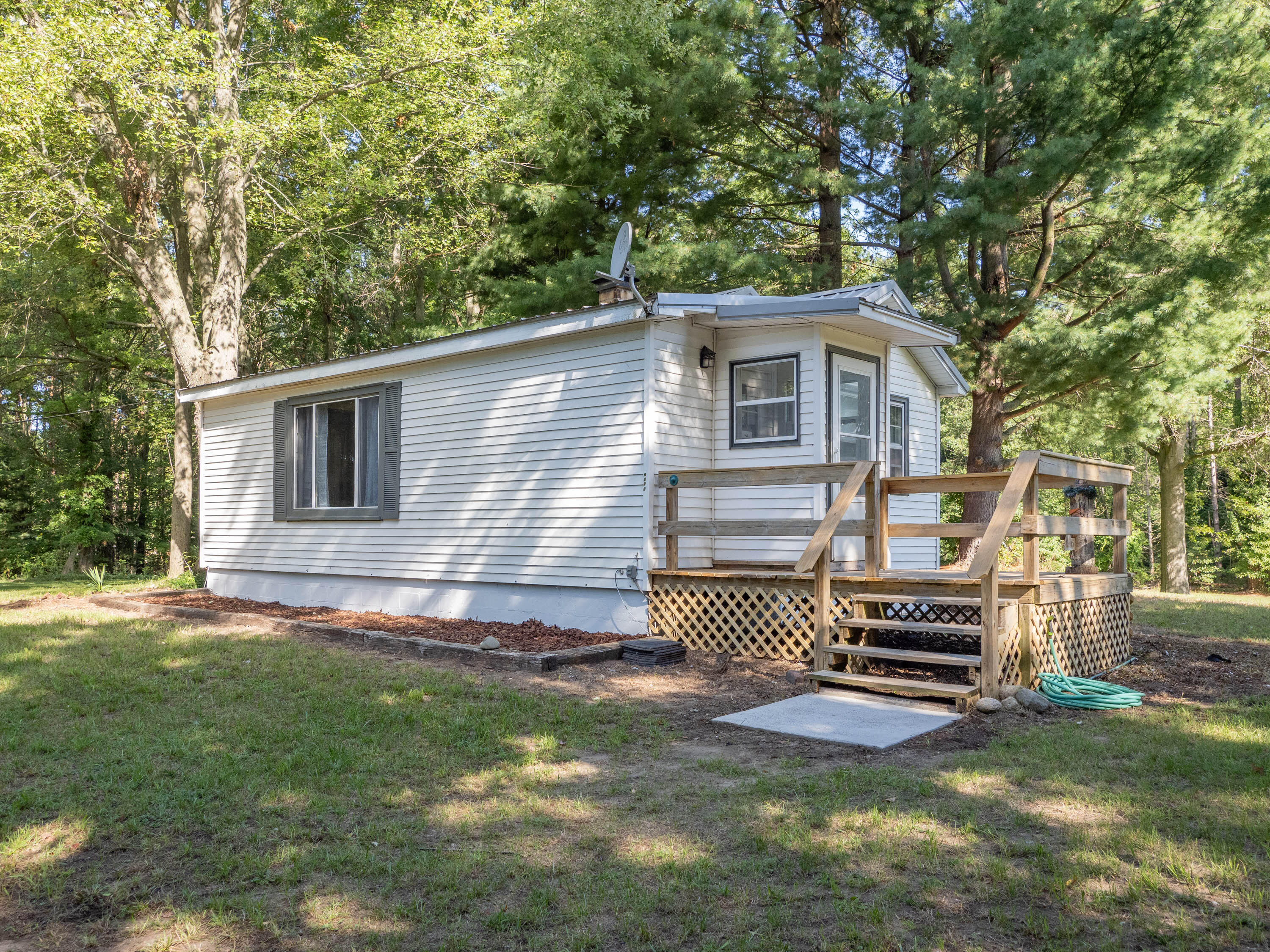 6193 Cora Court Coloma MI 49038