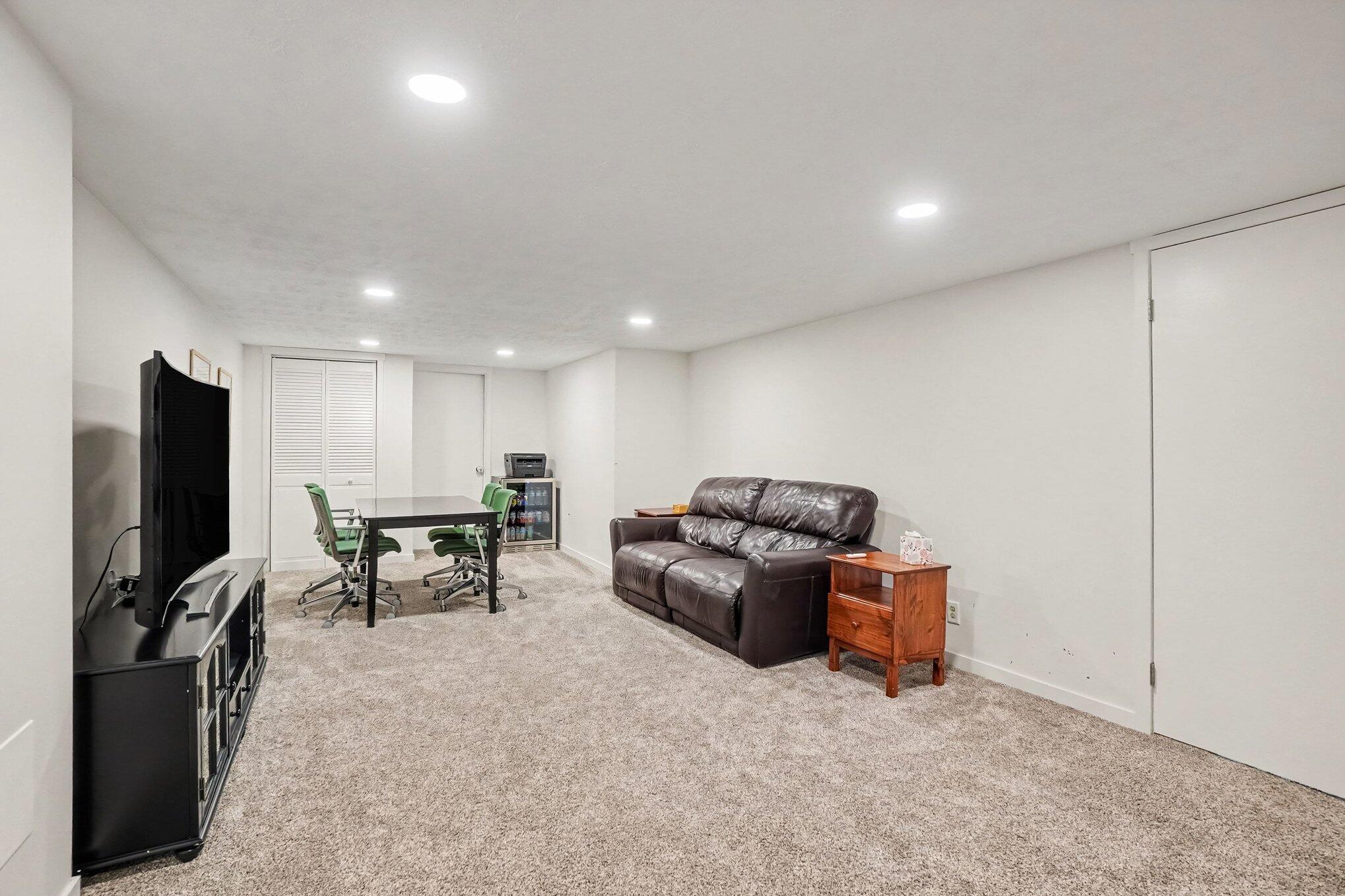 53 W 34th Street Holland MI 49423