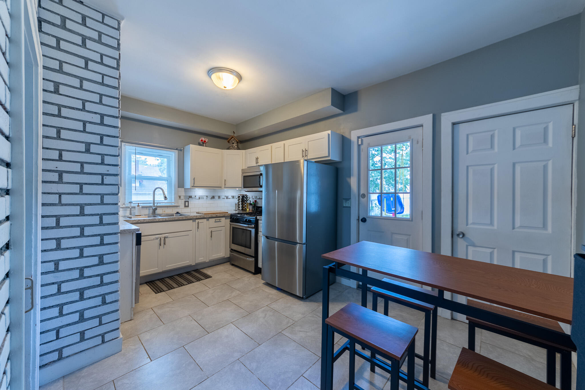 517 Quimby Street NE Grand Rapids MI 49505