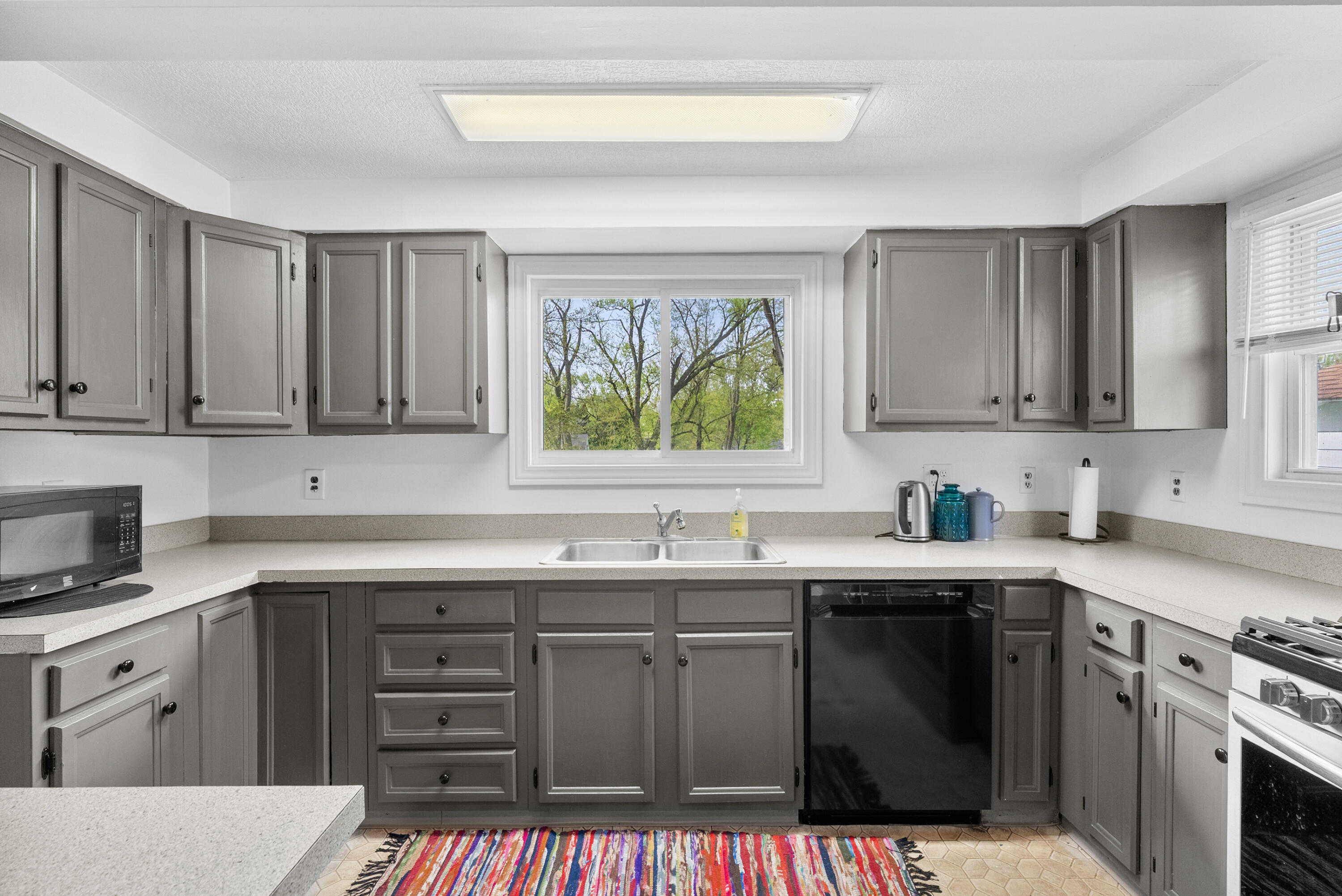 2126 Fairfield Road Portage MI 49002