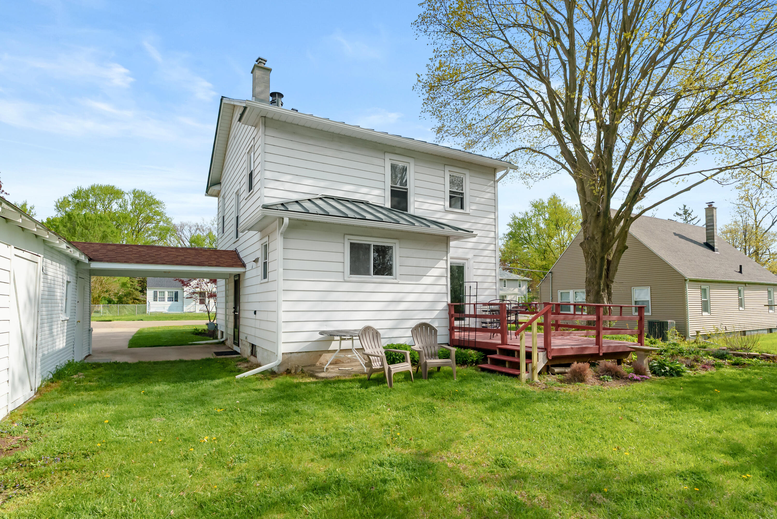 2126 Fairfield Road Portage MI 49002