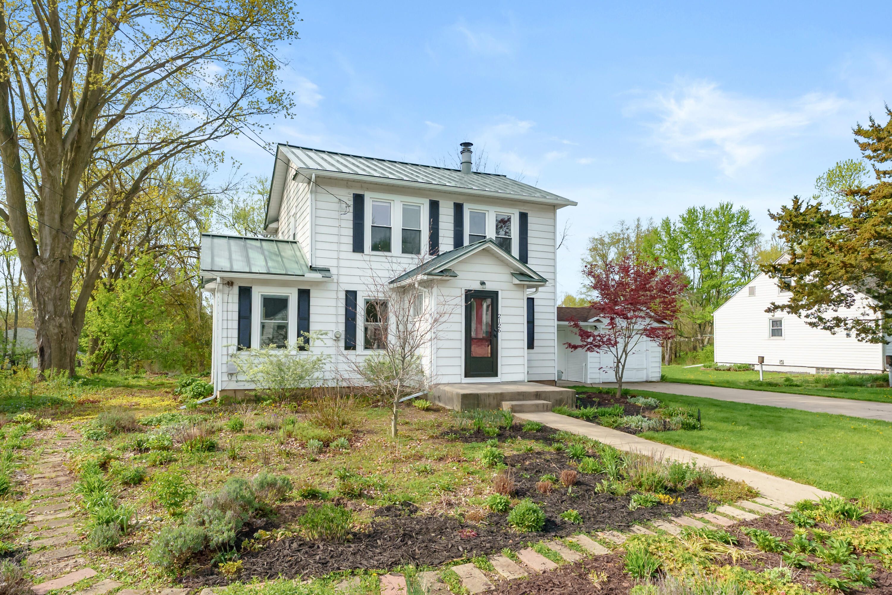 2126 Fairfield Road Portage MI 49002