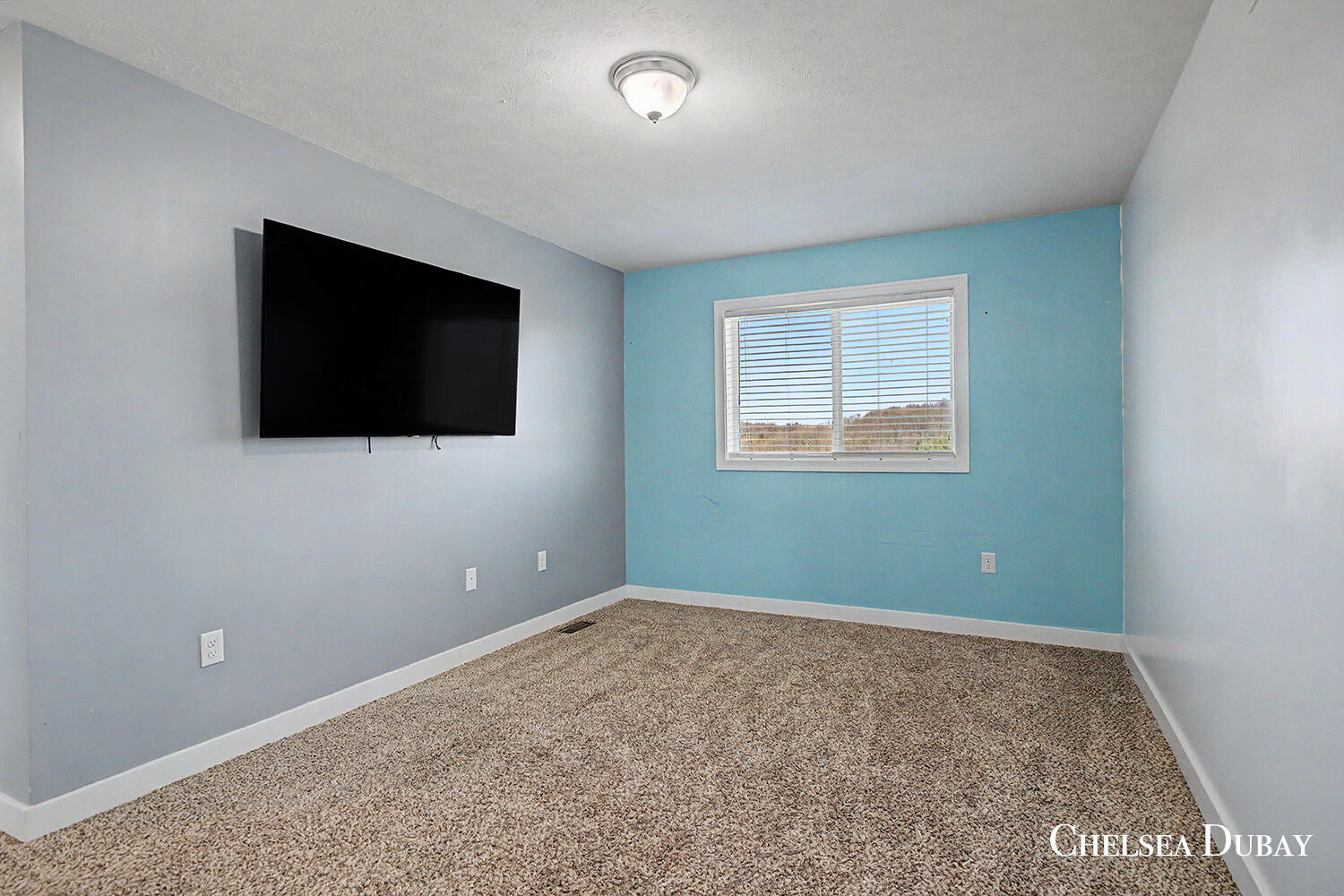 4125 Kroes Street NE Rockford MI 49341