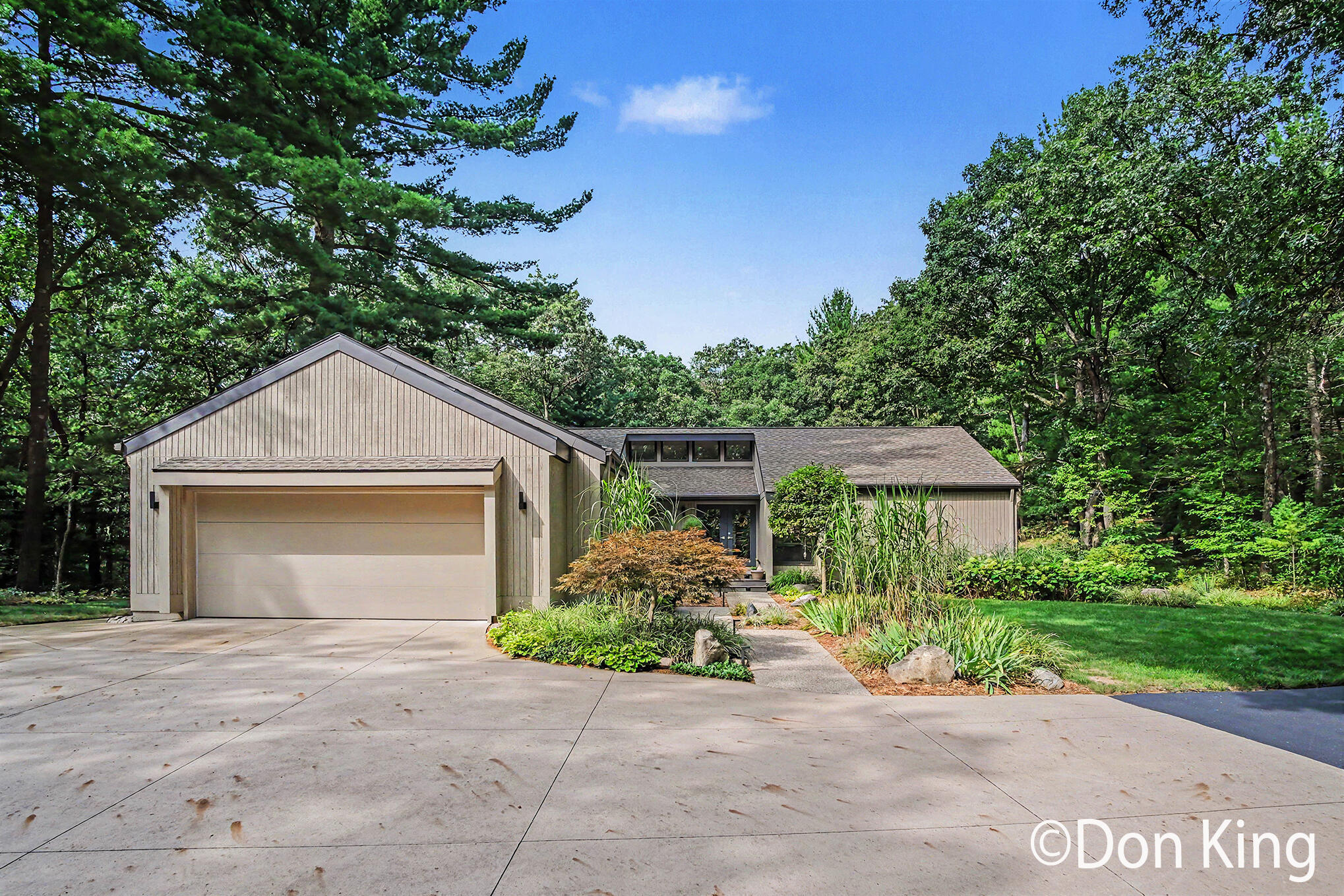9020 Bailey Drive NE Ada MI 49301