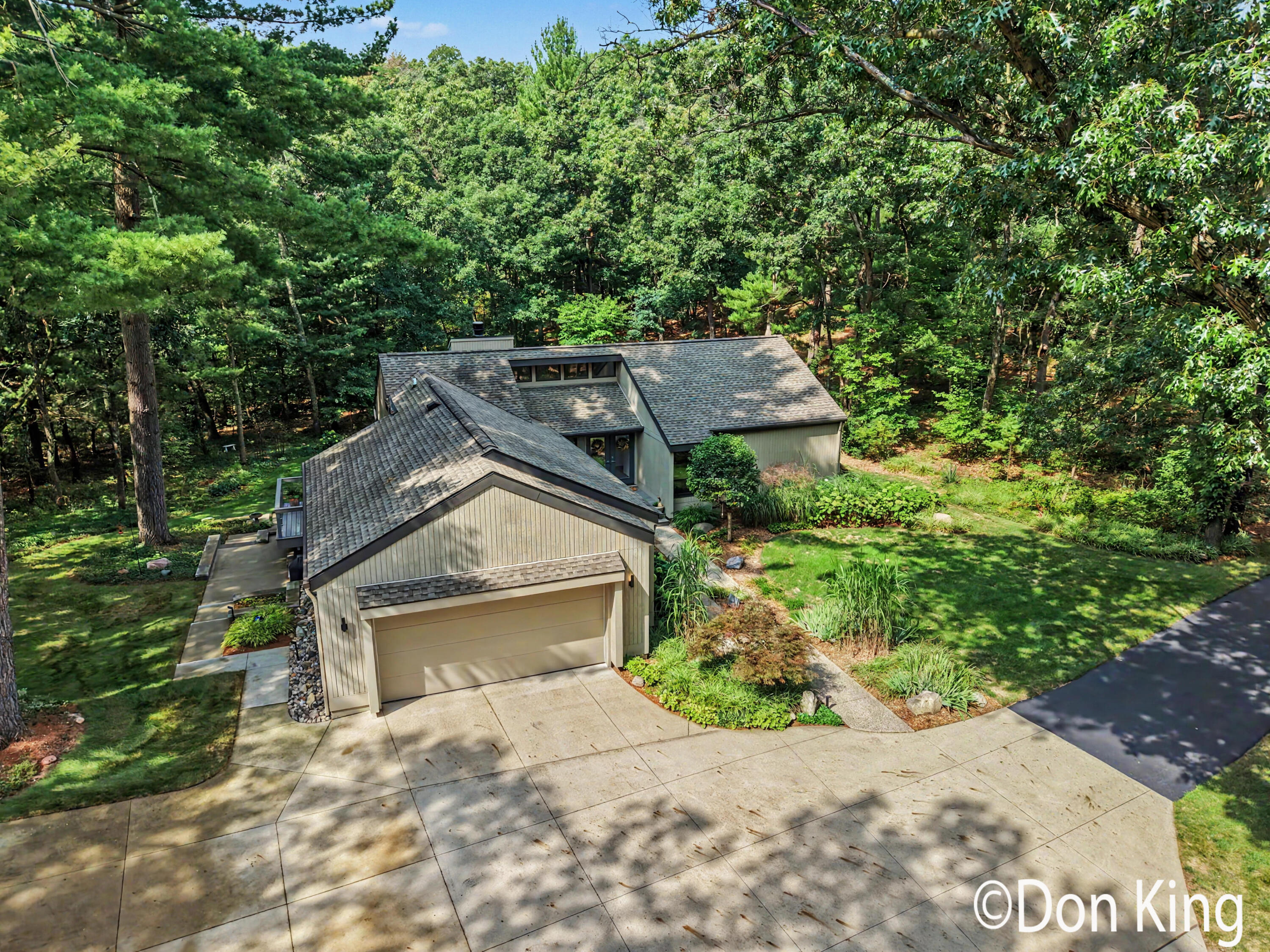 9020 Bailey Drive NE Ada MI 49301