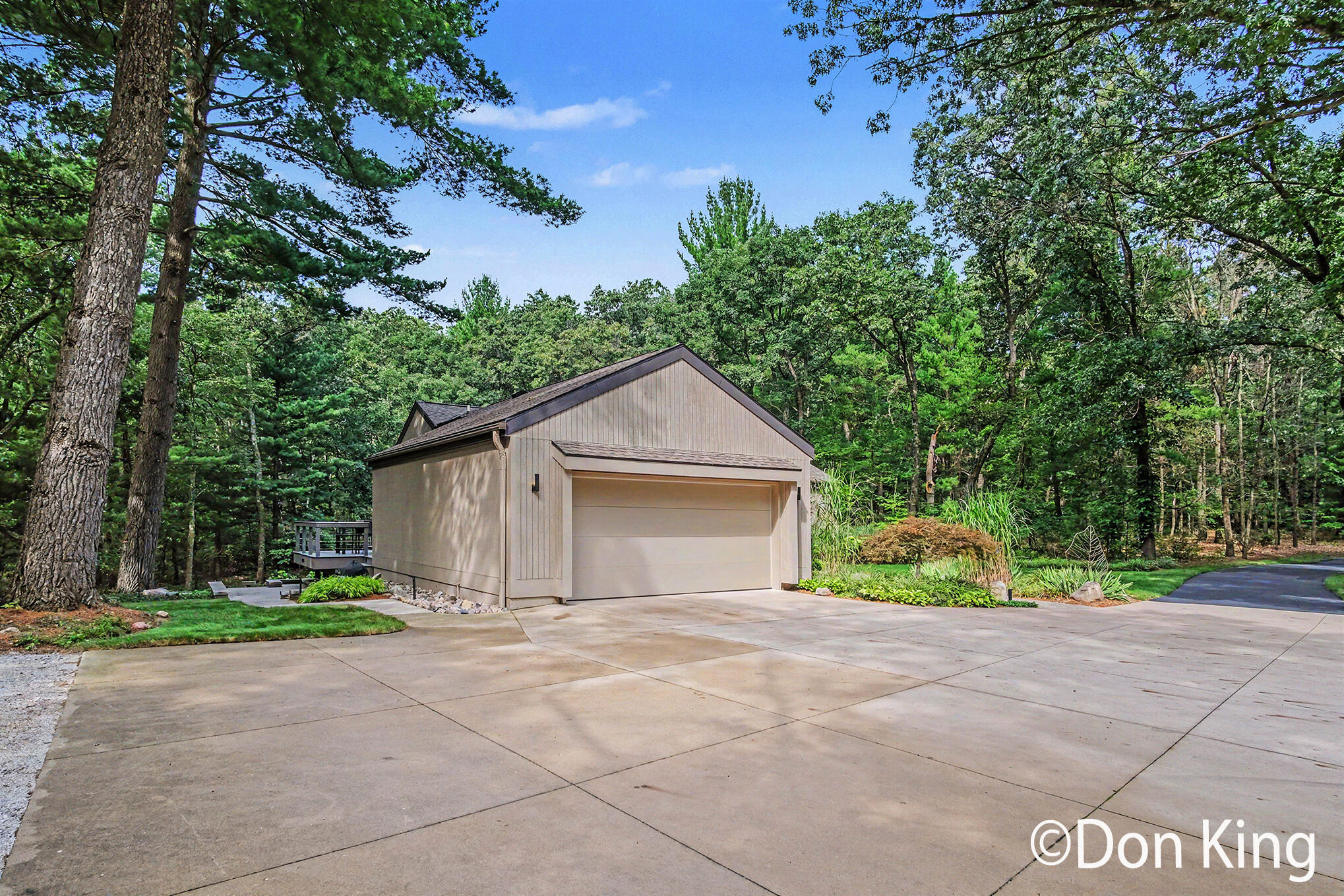 9020 Bailey Drive NE Ada MI 49301