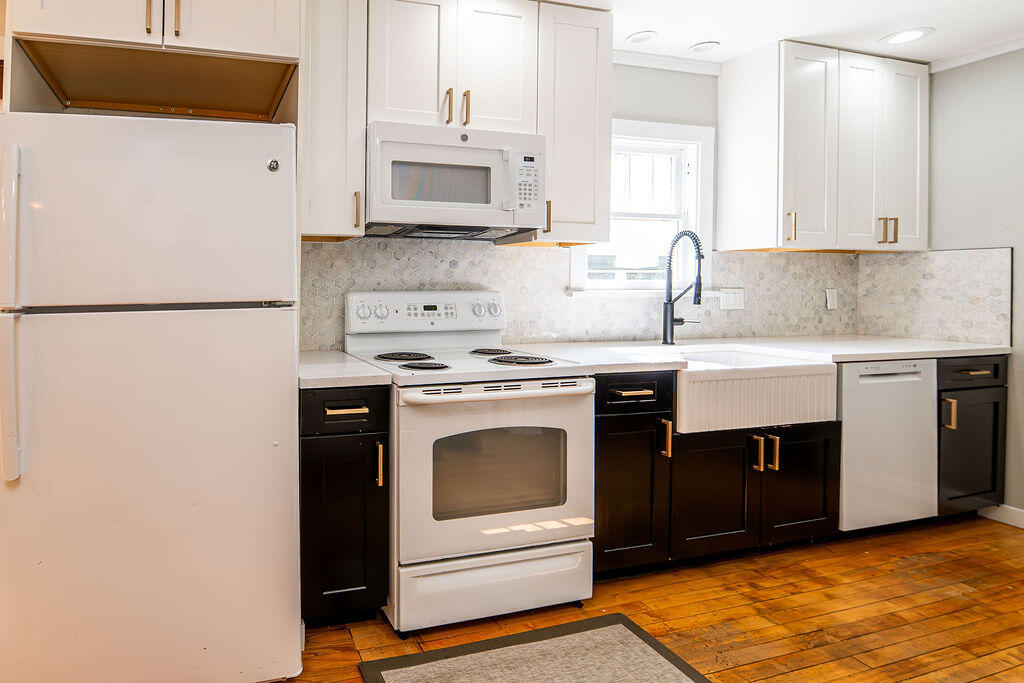 428 Charlotte Avenue NW Grand Rapids MI 49504