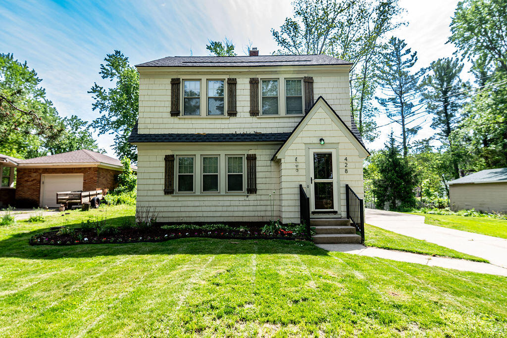 428 Charlotte Avenue NW Grand Rapids MI 49504