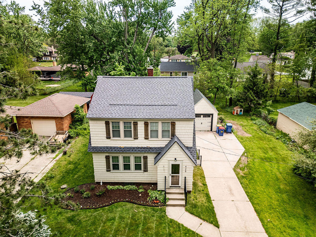 428 Charlotte Avenue NW Grand Rapids MI 49504