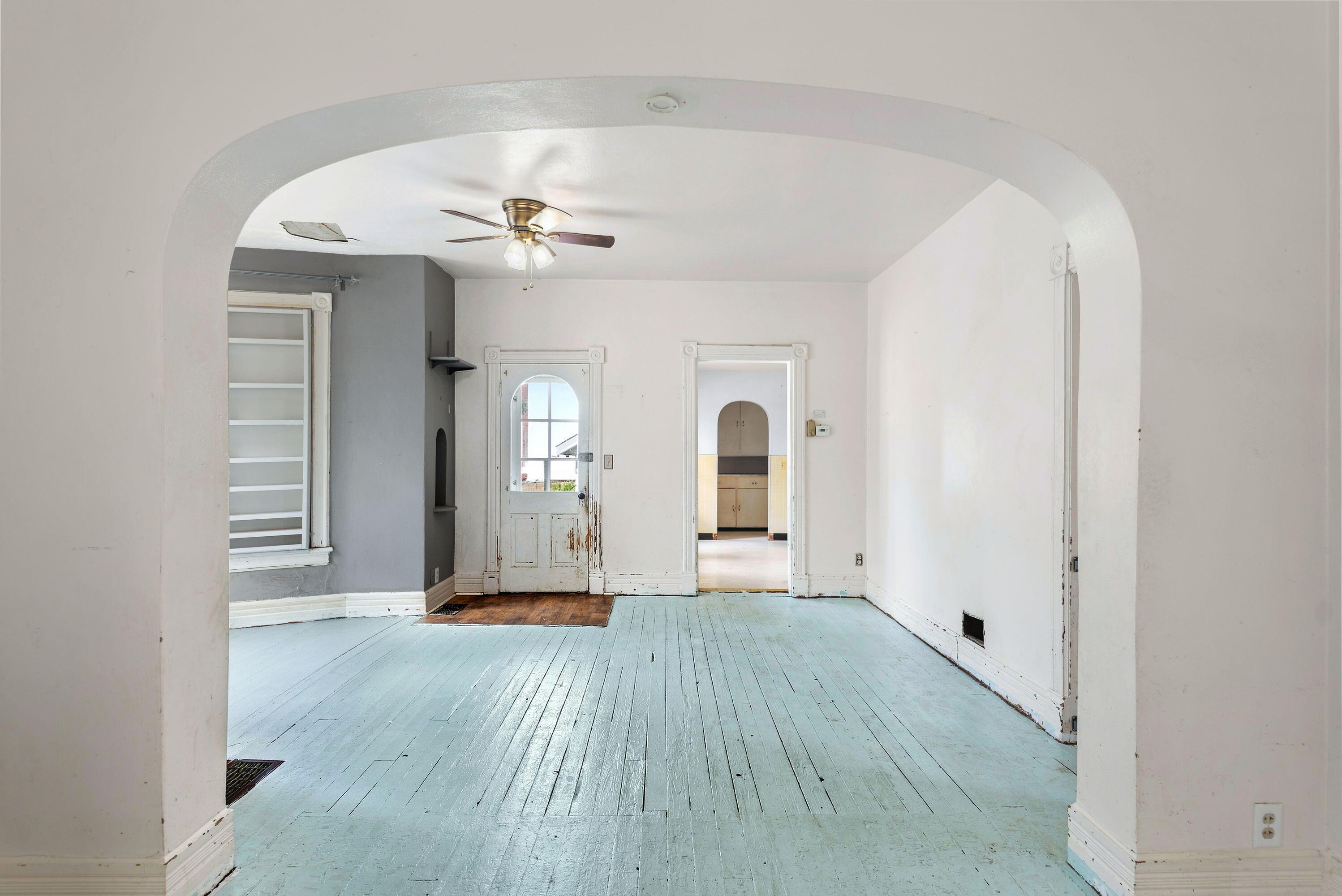 105 E Locust Street Three Oaks MI 49128