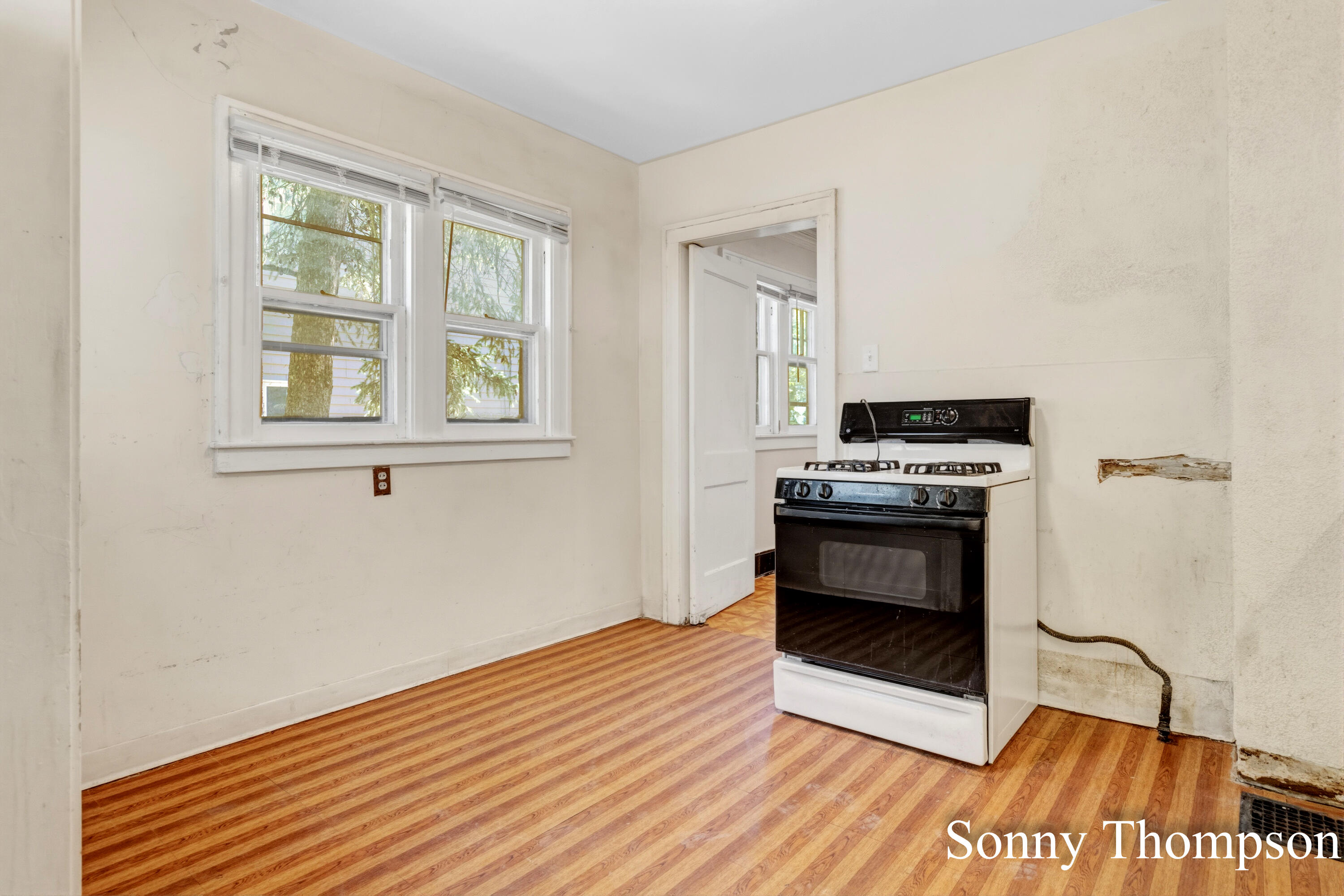 53 Baylis Street SW Grand Rapids MI 49507