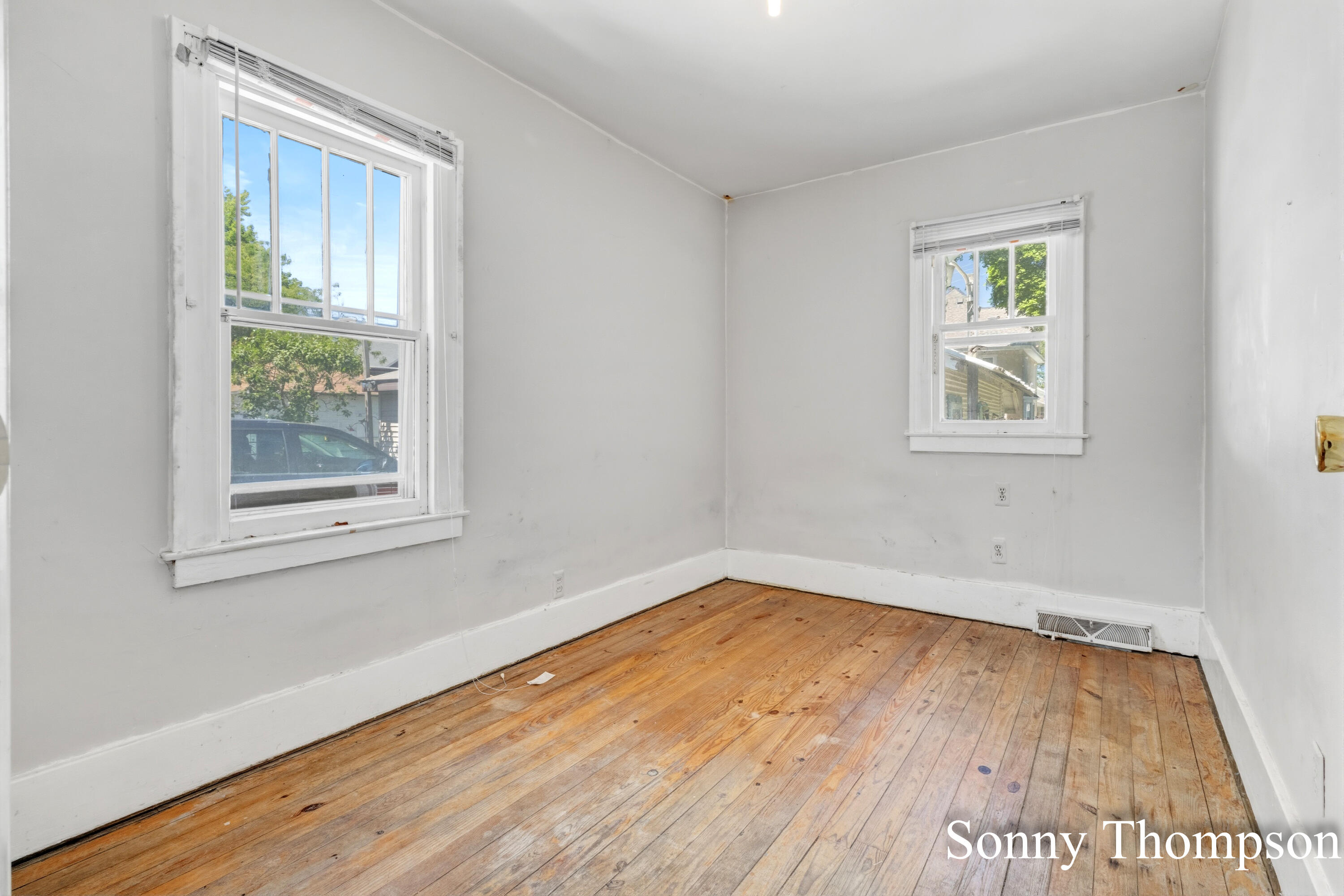 53 Baylis Street SW Grand Rapids MI 49507