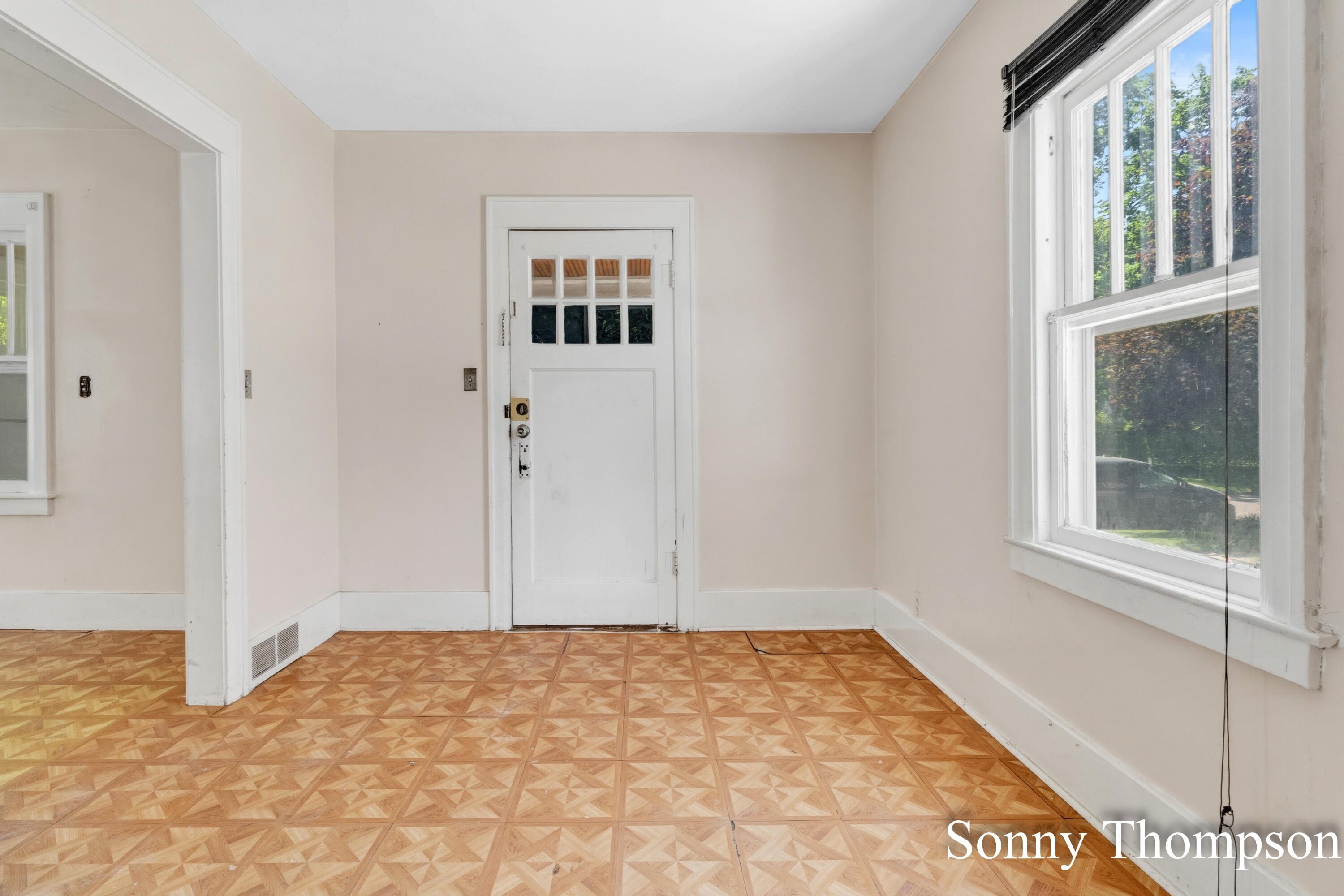 53 Baylis Street SW Grand Rapids MI 49507