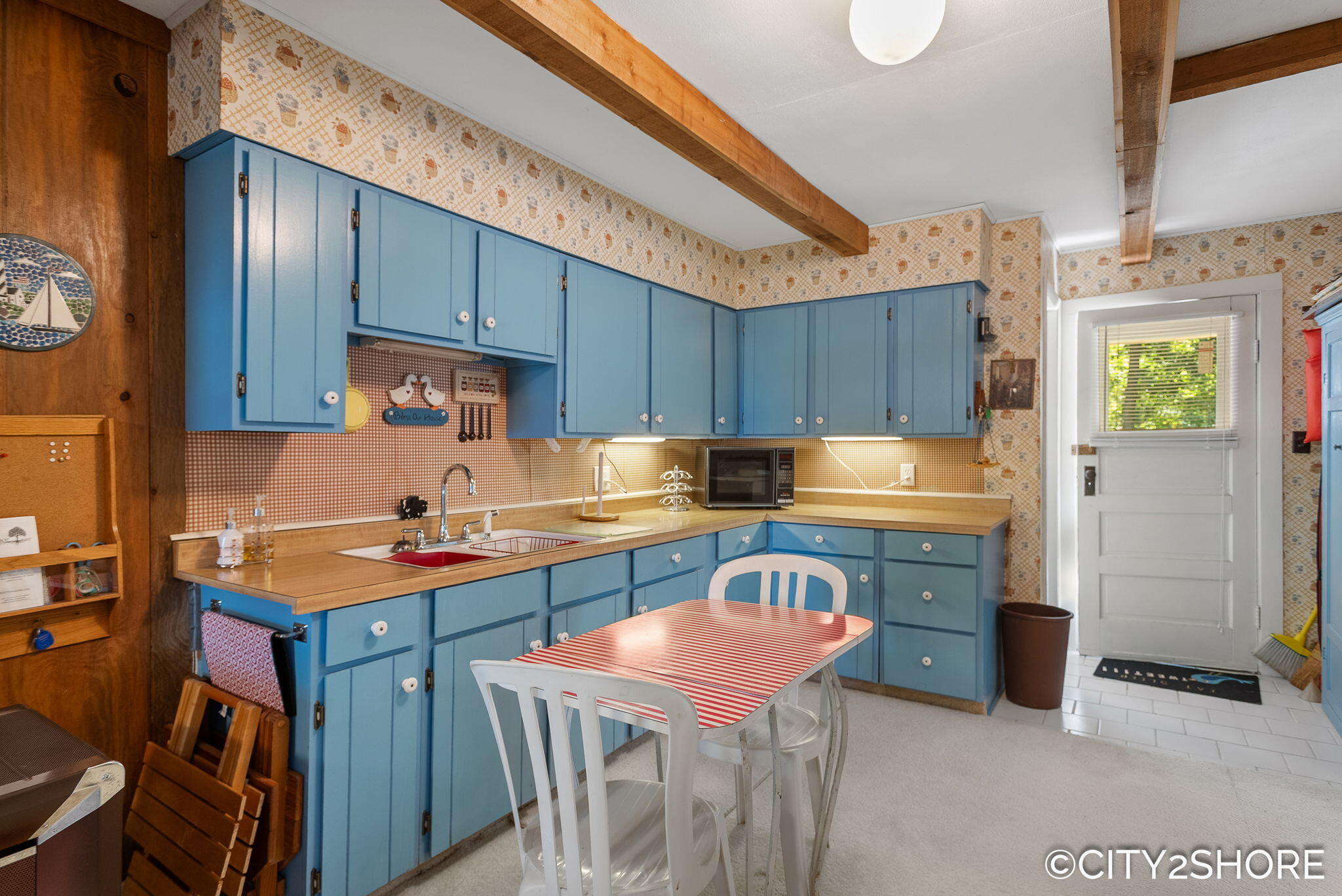 5964 122nd Avenue Fennville MI 49408