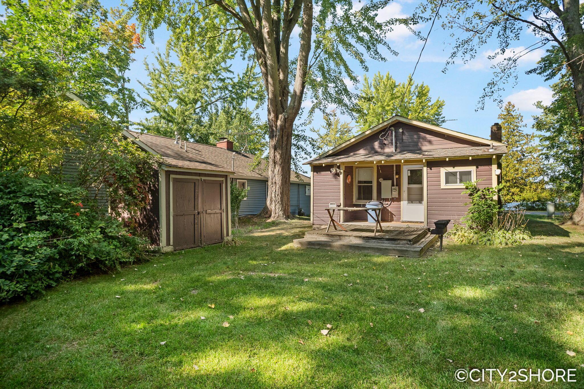 5964 122nd Avenue Fennville MI 49408